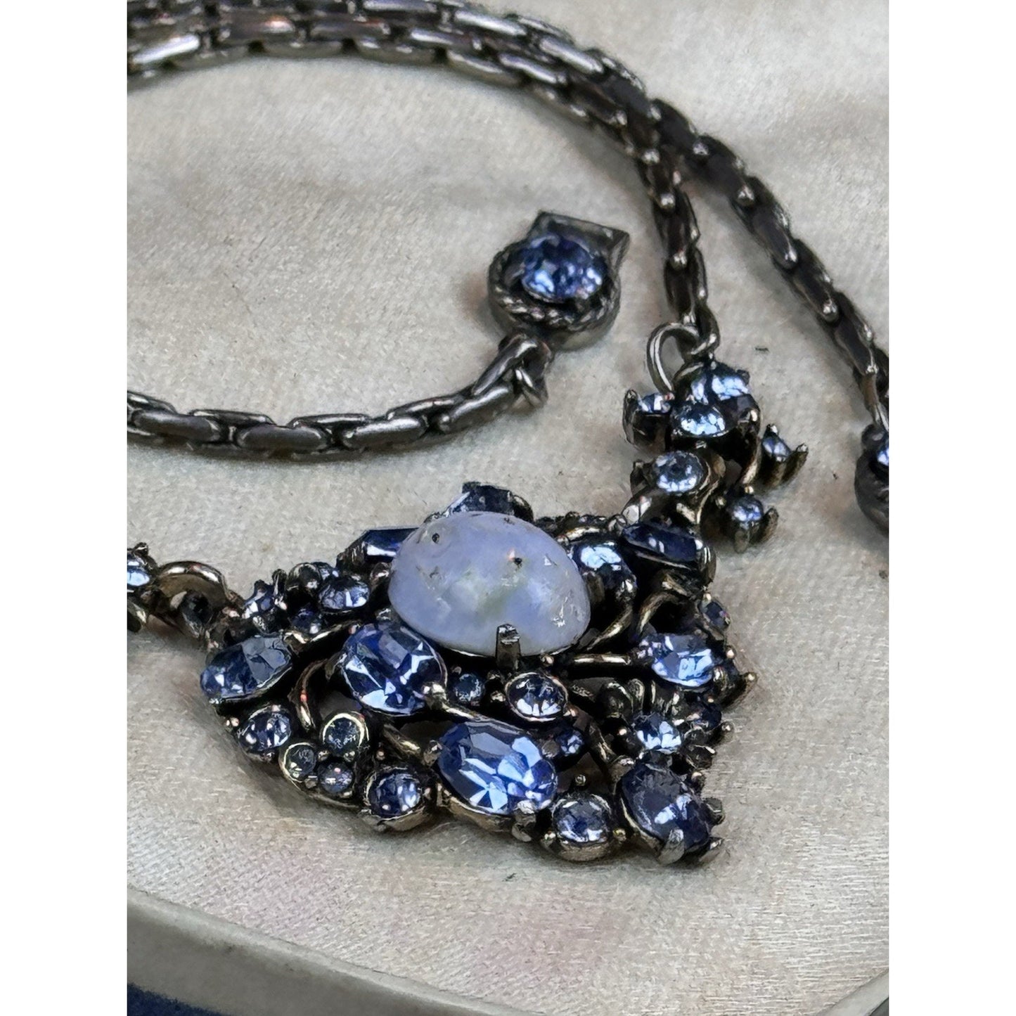 Vintage Hollycraft Necklace 1951 Blue Rhinestone Heart Easter Egg Silvertone 16”