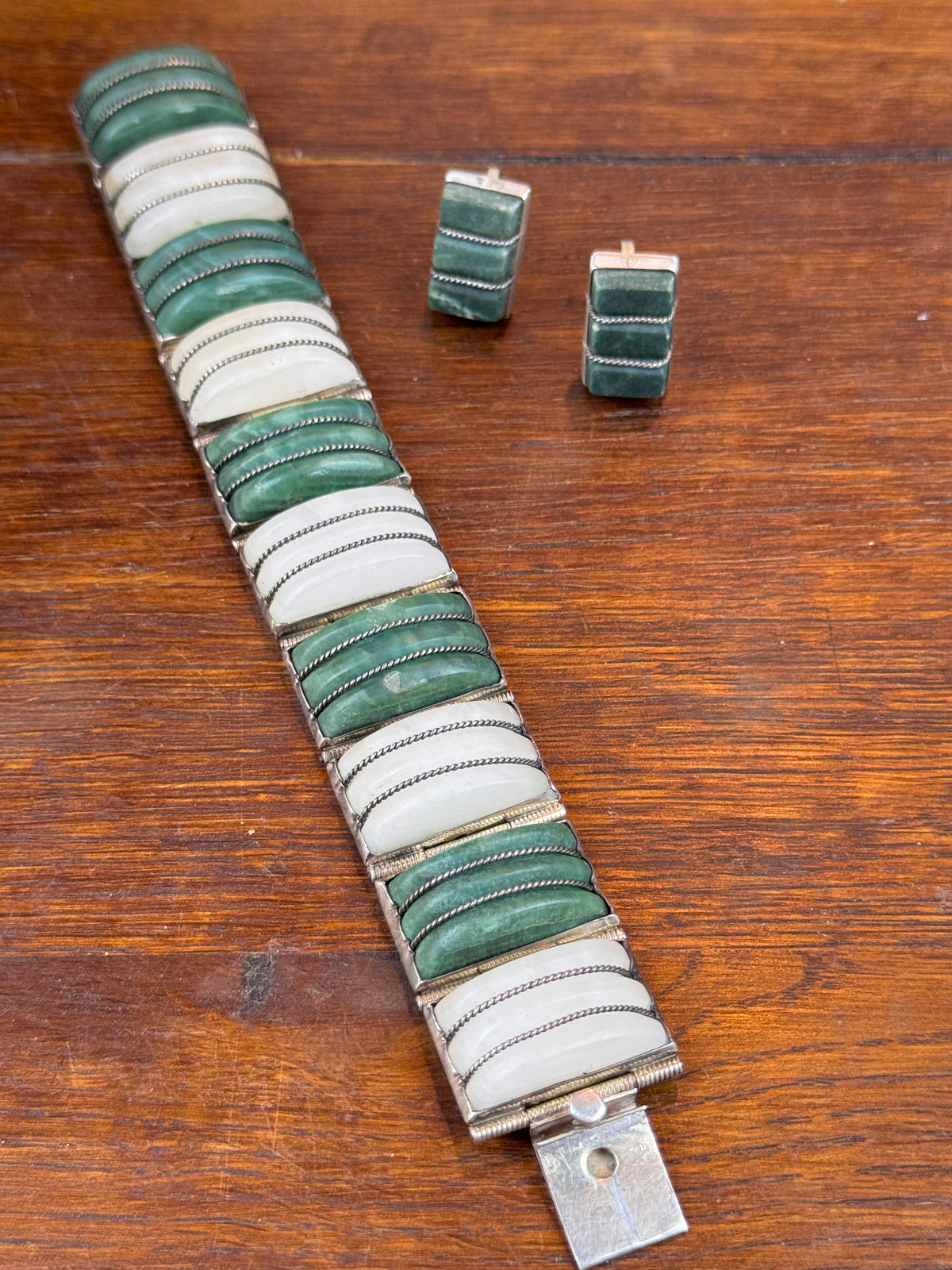 Vintage Silver Bracelet Earrings Mexico Green White Stone Articulated Set