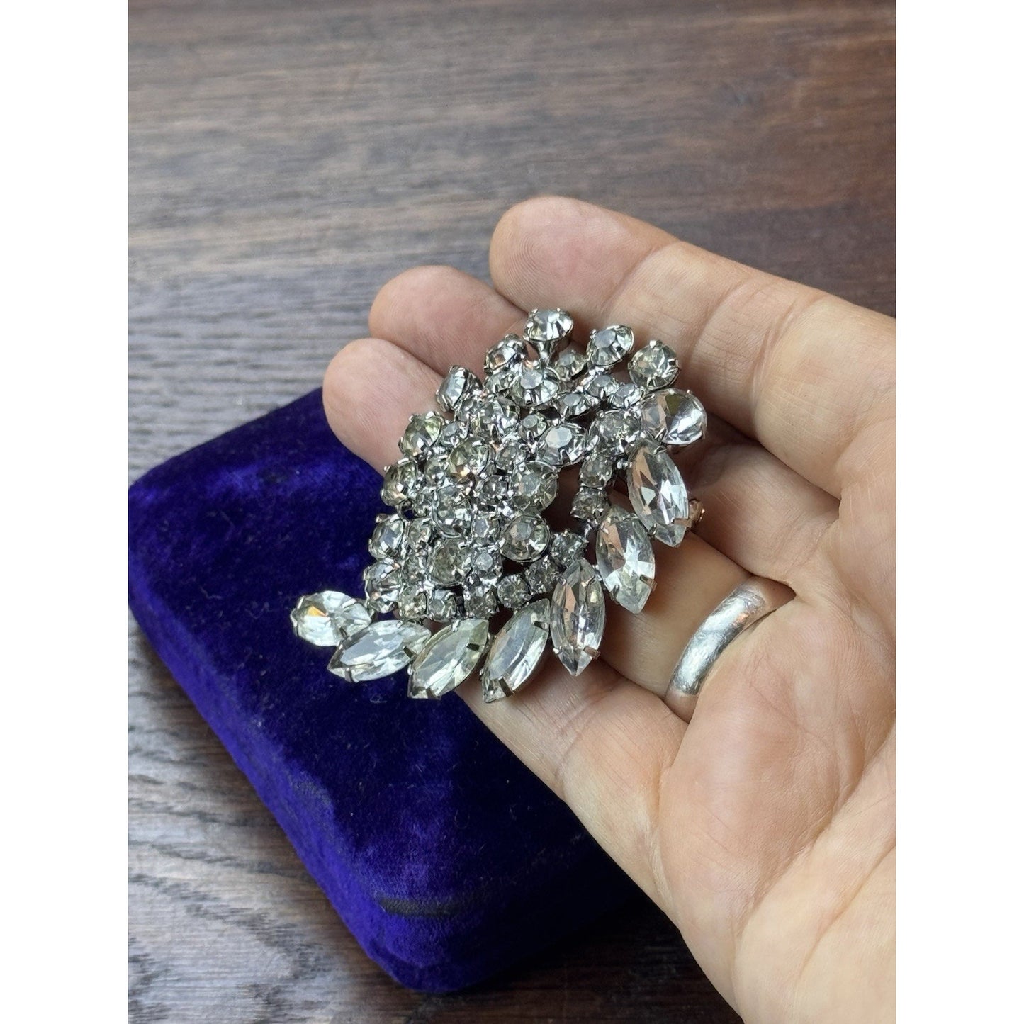 Vintage Brooch Clear Rhinestone Spray Silvertone 2.5” x 1.75”