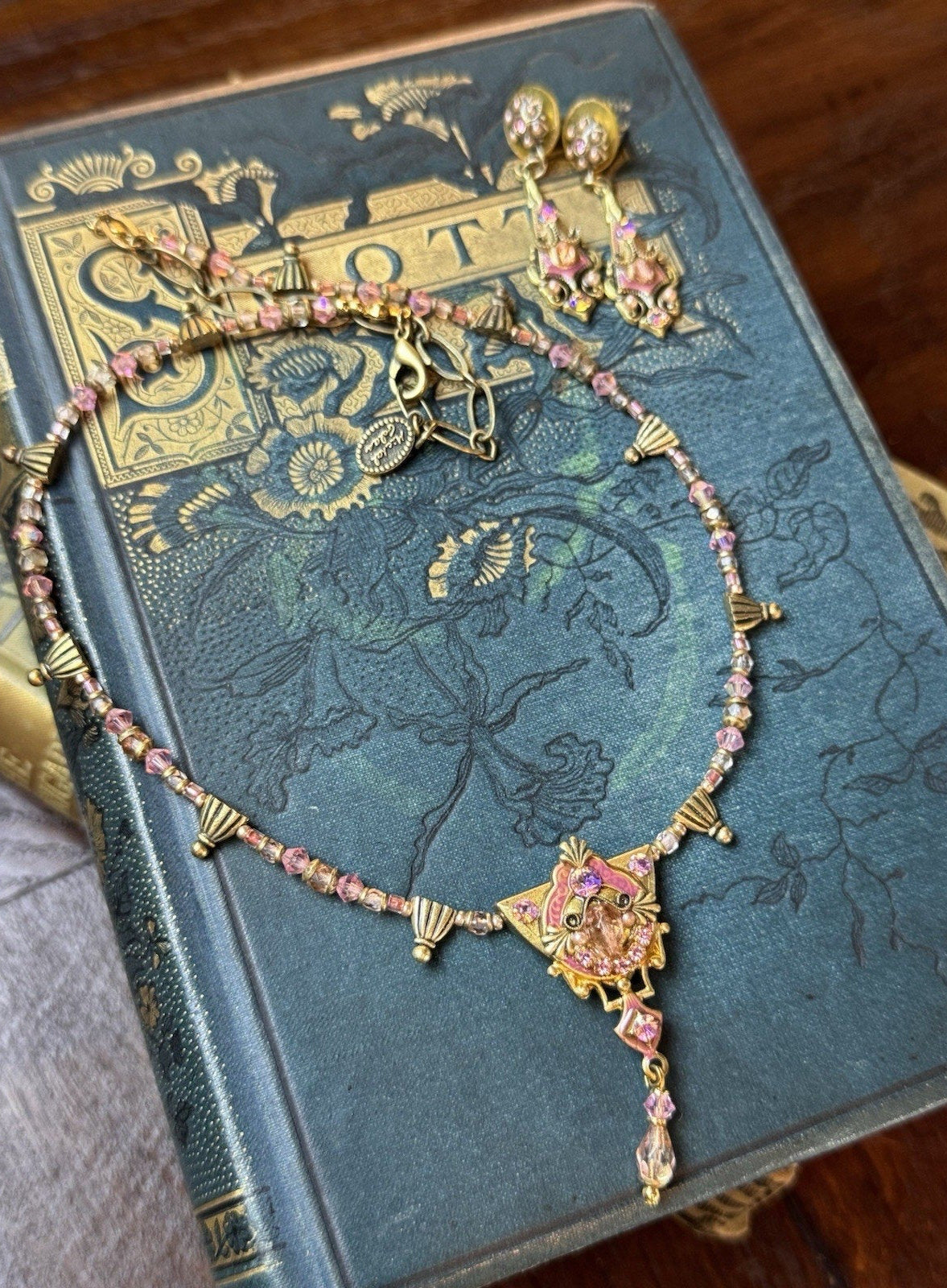 Michal Golan Necklace Earring Set Pink Rhinestone Beaded Goldtone Vintage 19”