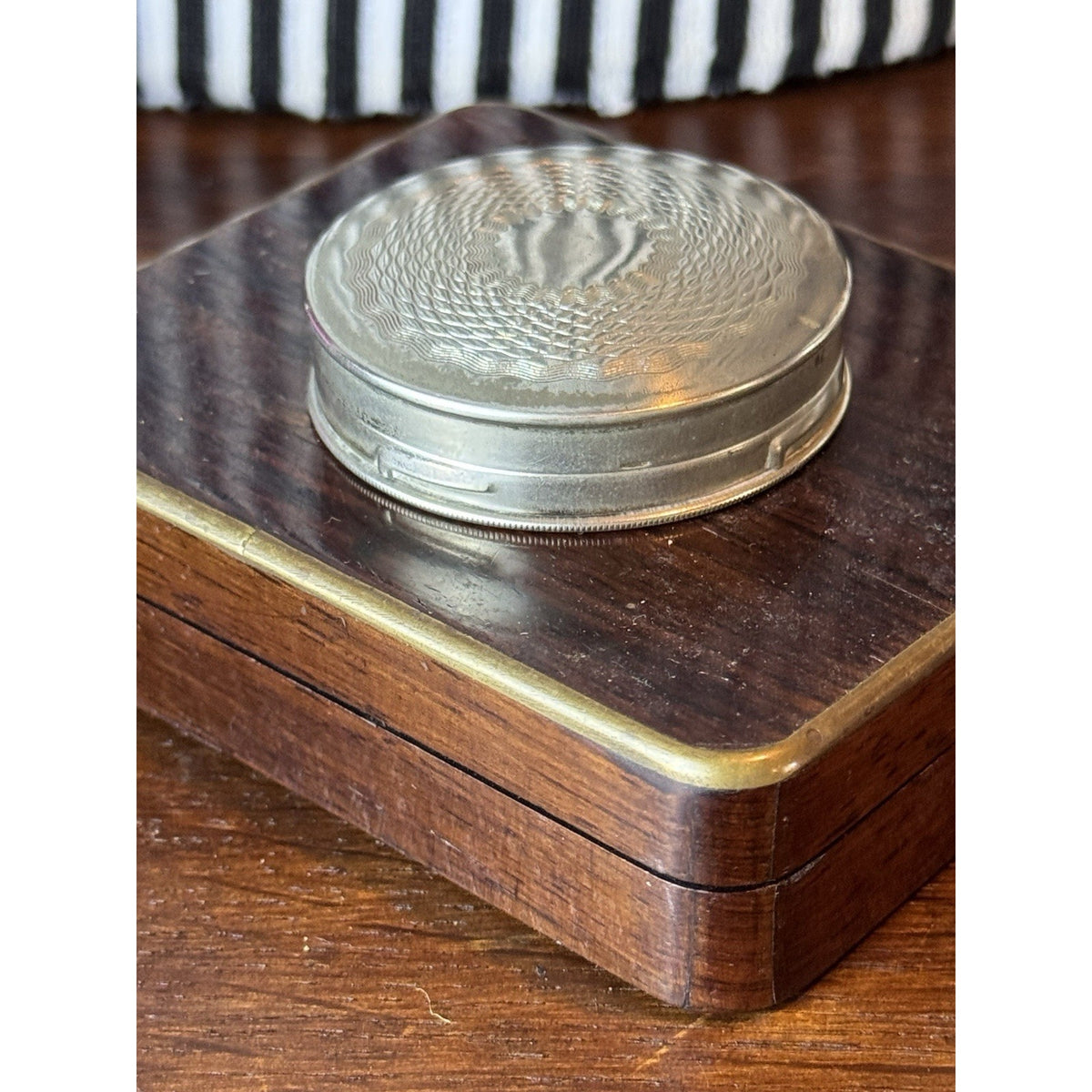Antique Compact Norida 1924 Silvertone Powder Mirror Sifter Puff USA 2” EMPTY