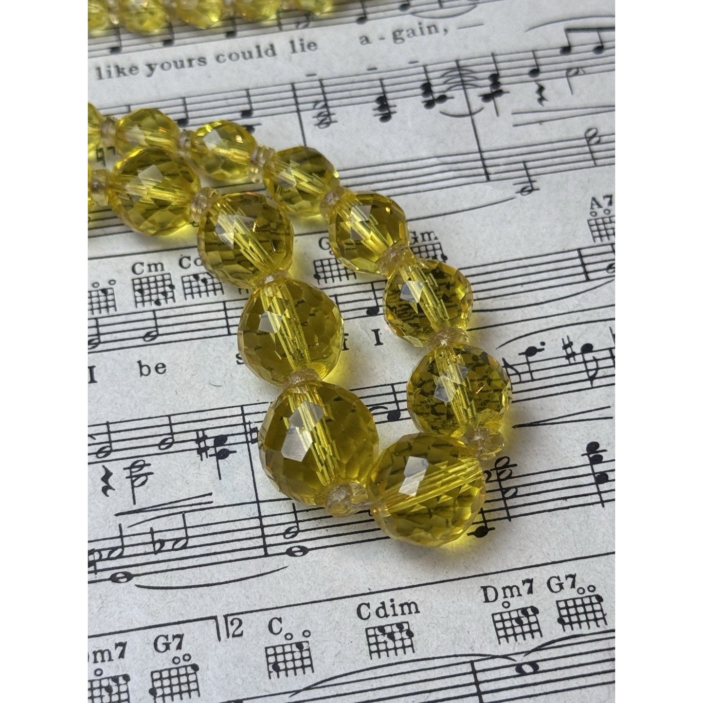 Vintage Lemon Glass Bead Necklace Faceted Graduated 27” No Clasp Czech Style