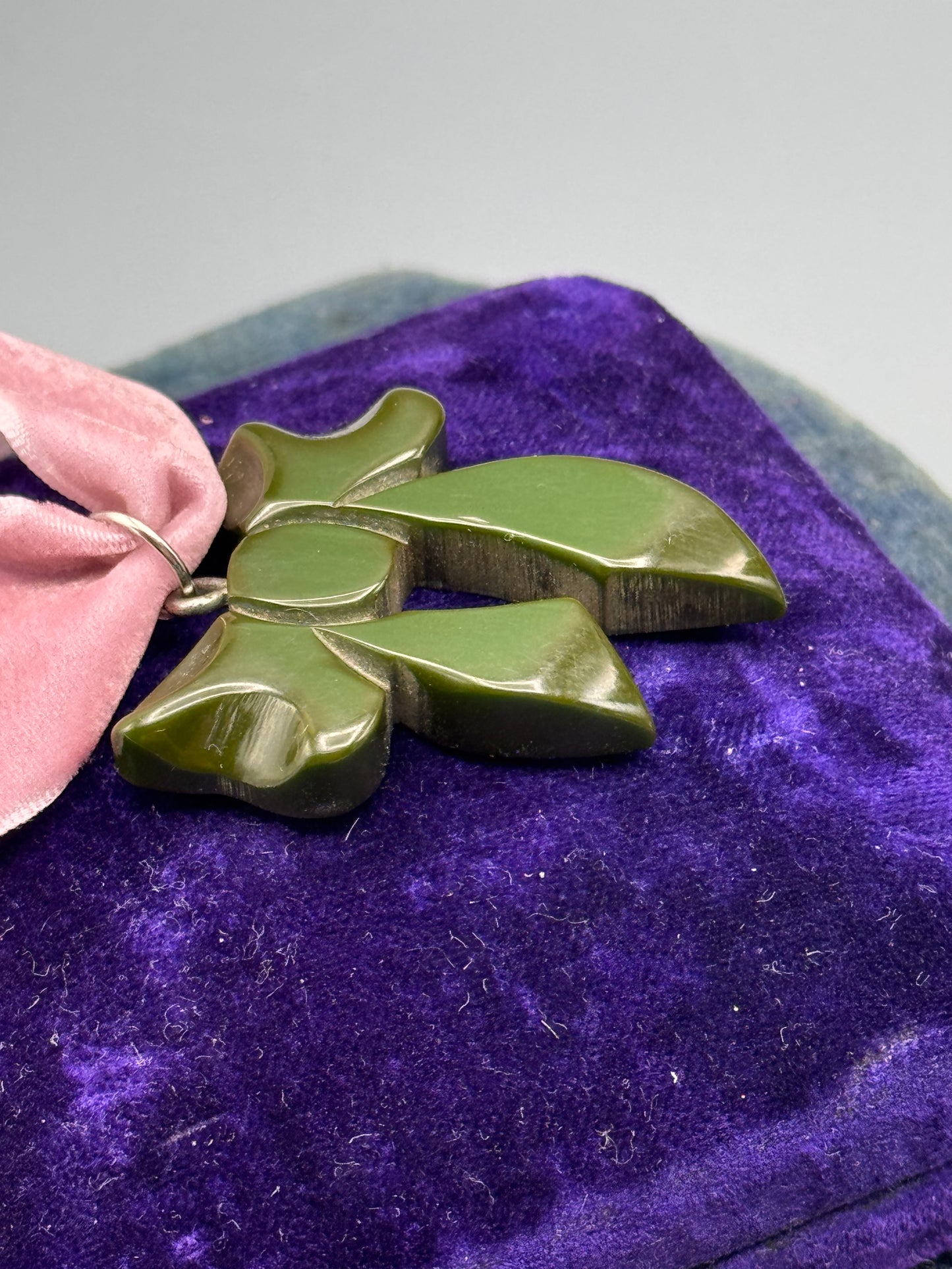 Bakelite Bow Pendant Green Carved Ribbon 1.5”