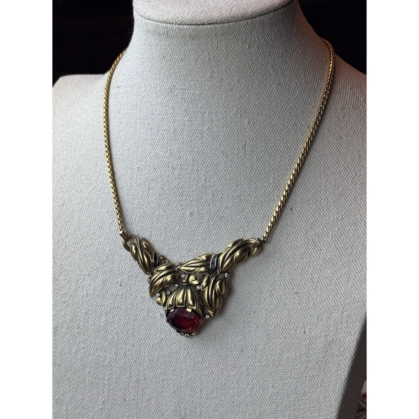 Vintage Trifari Alfred Philippe Bell Flowers Necklace Ruby Red Glass 16.5”