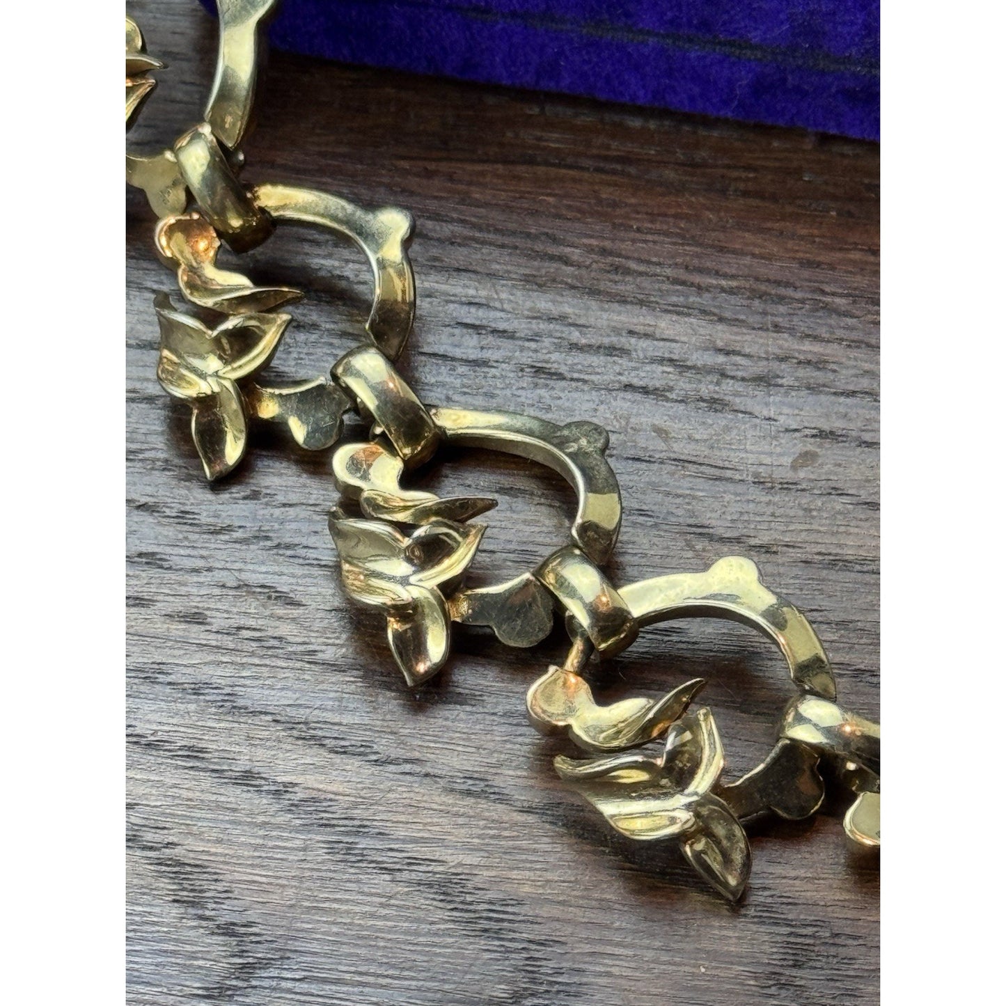Vintage Tara Goldtone Floral Link Statement Necklace 15.5” x 1” Signed