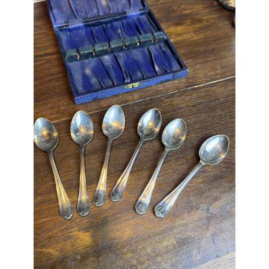 Vintage EPNS Silver Plate Demitasse Spoons in Original Presentation Case