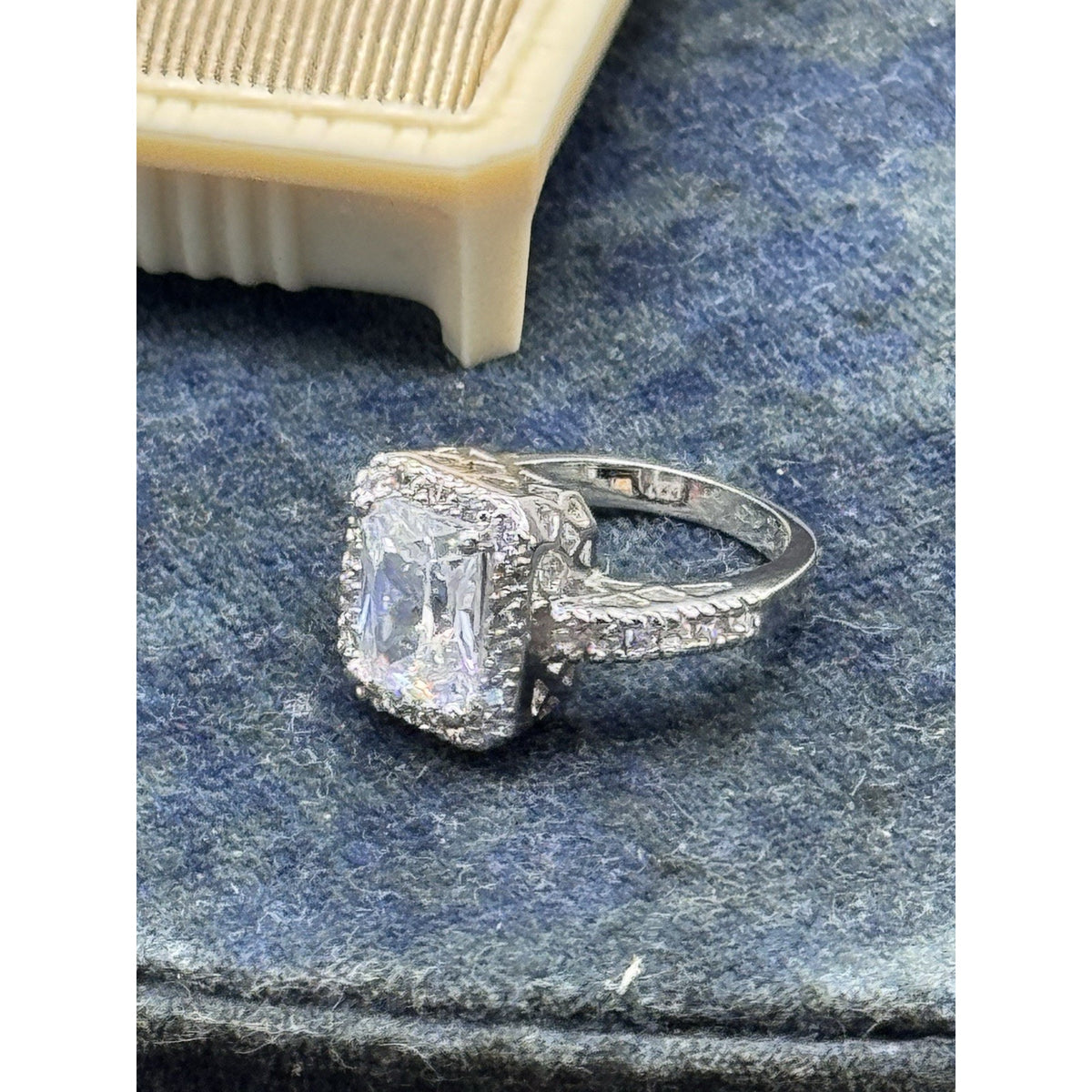 Silvertone Ring Clear Rhinestone Radiant Cut Halo Cocktail Statement Size 7