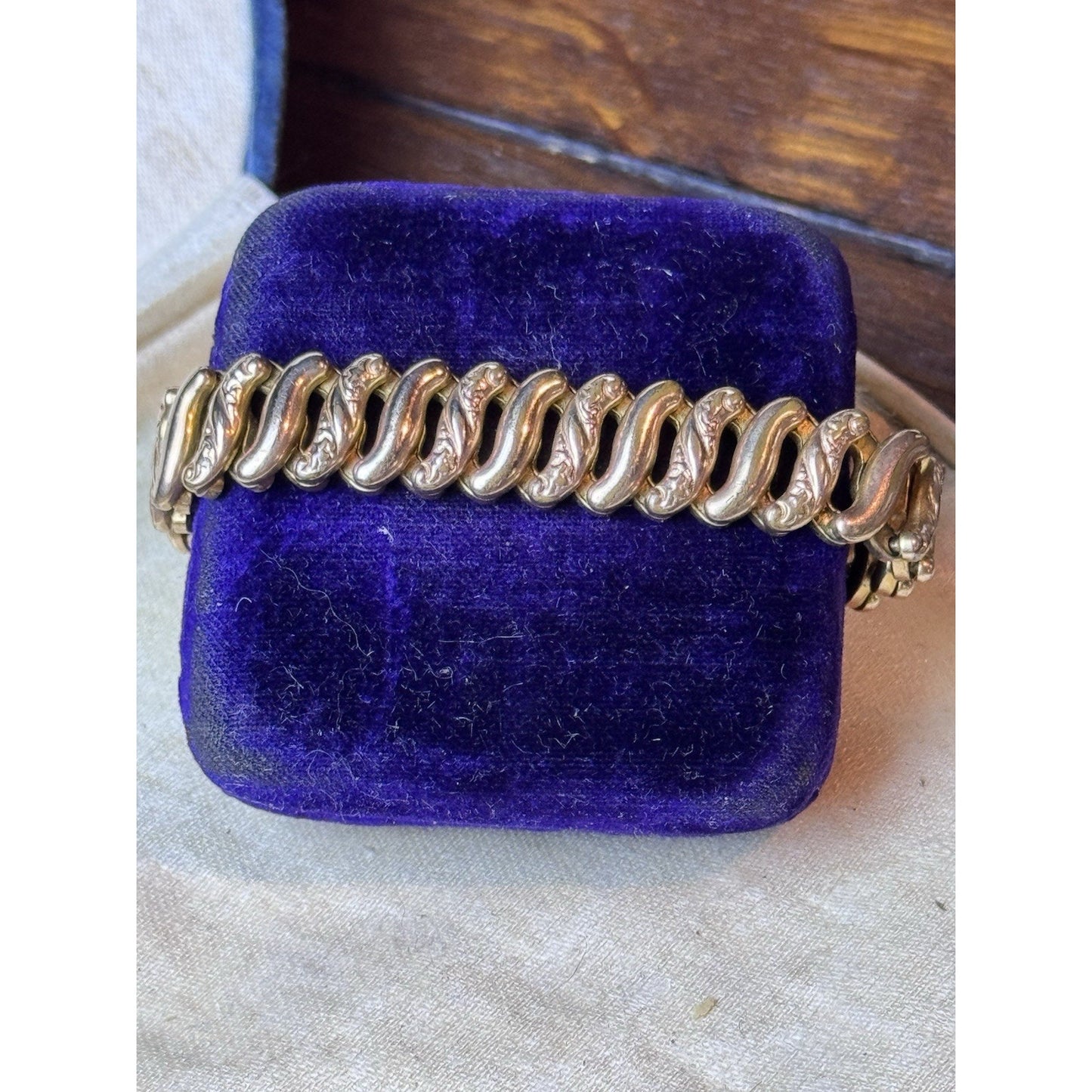 Vintage Pitman & Keeler American Queen Sweetheart Bracelet Gold Filled 1947