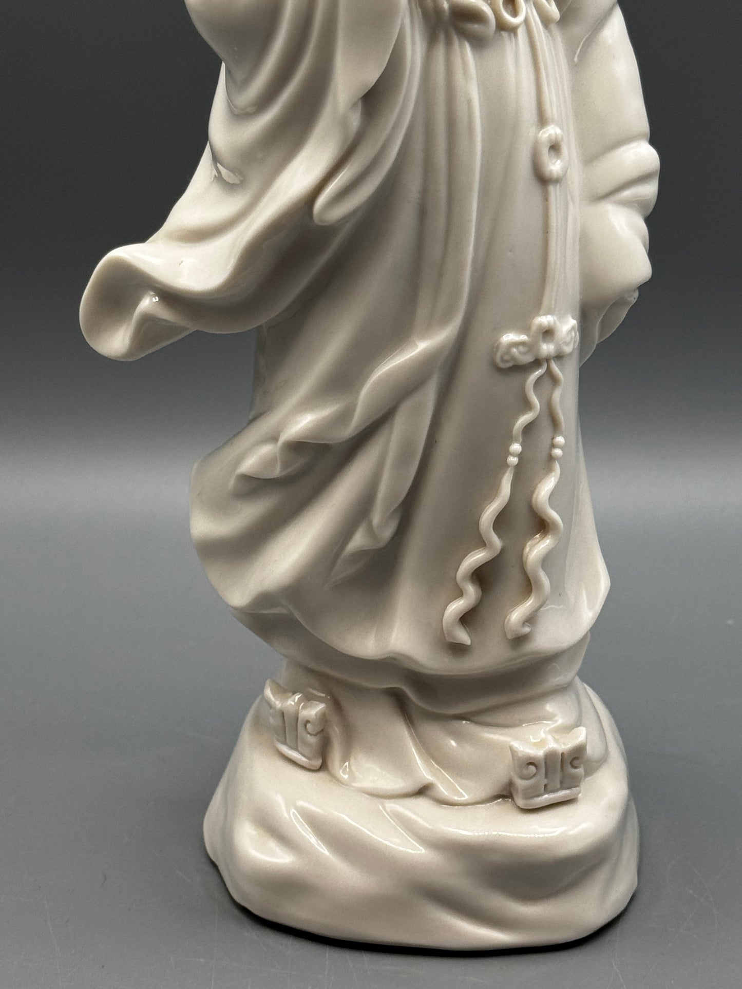 Vintage Blanc de Chine Scholar Figurine Standing Chinese Gentleman 11”