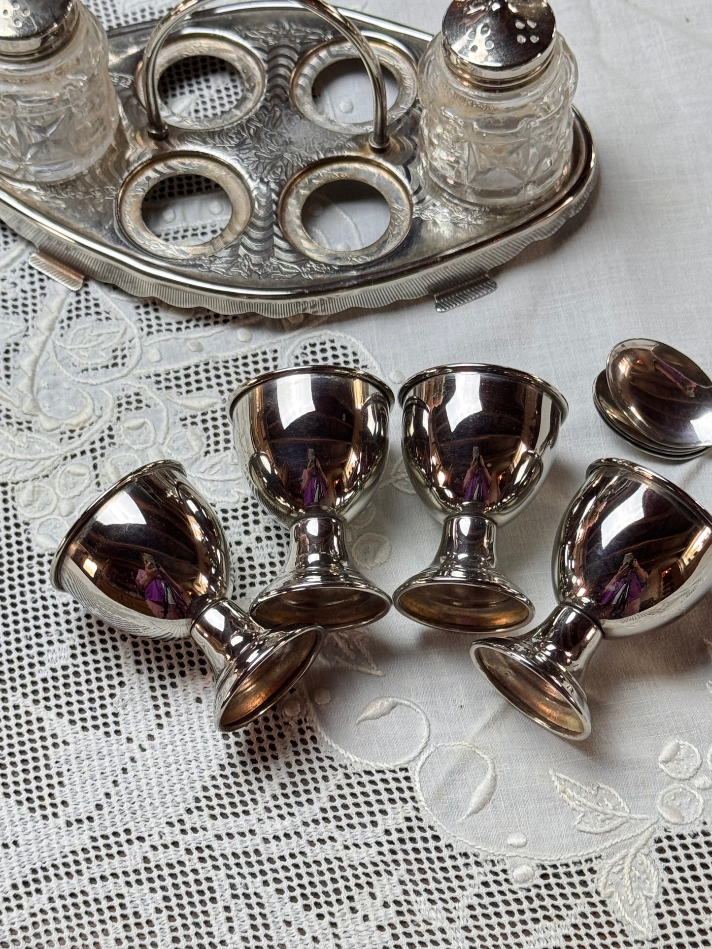 Early 20th Century Chrome Egg Cruet Set Apostle Spoons Salt Pepper Server 8”