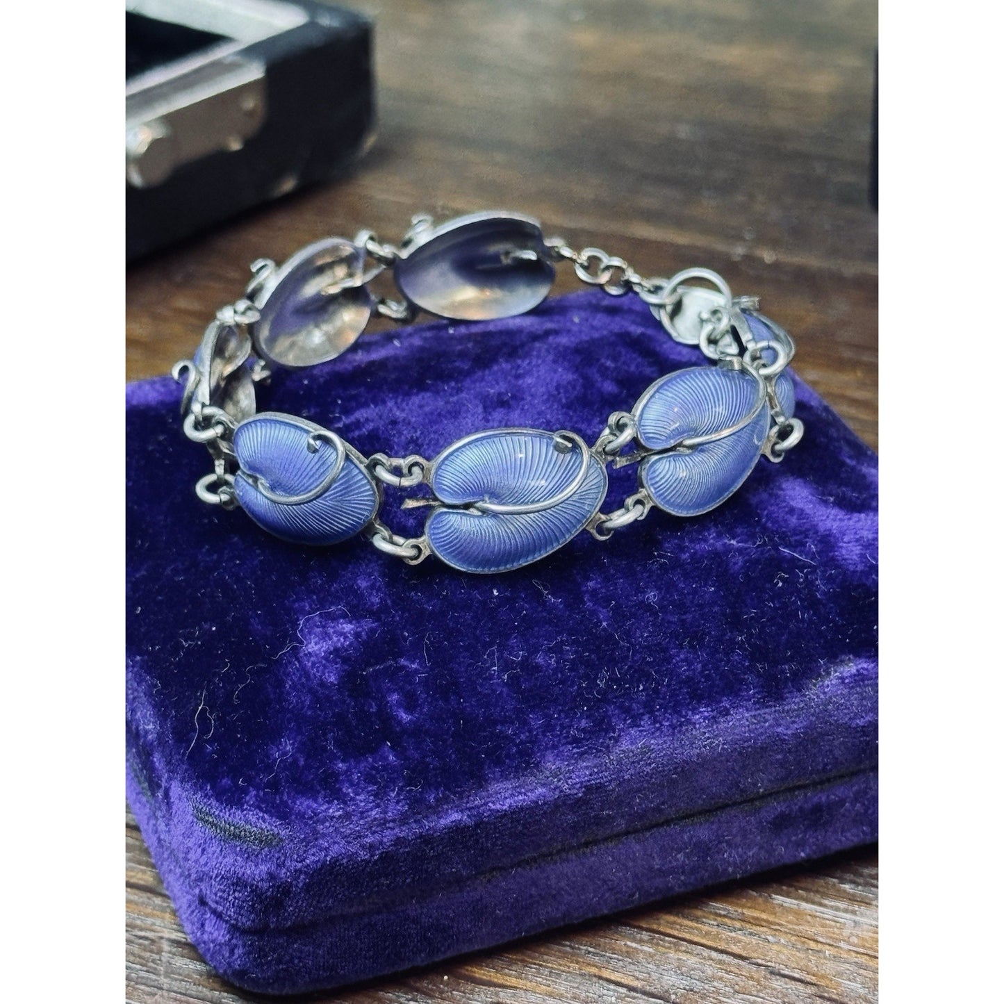 Volmer Bahner Sterling Silver Lavender Blue Guilloché Lily Pad Bracelet 7”