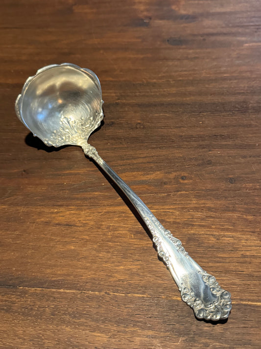 Rogers Bros Berkshire Punch Bowl Soup Ladle Silverplate 11” Ornate Handle