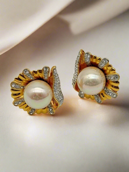 Vintage GLAMOUR Faux “Moby” Pearl Goldtone Shell Rhinestone Earrings