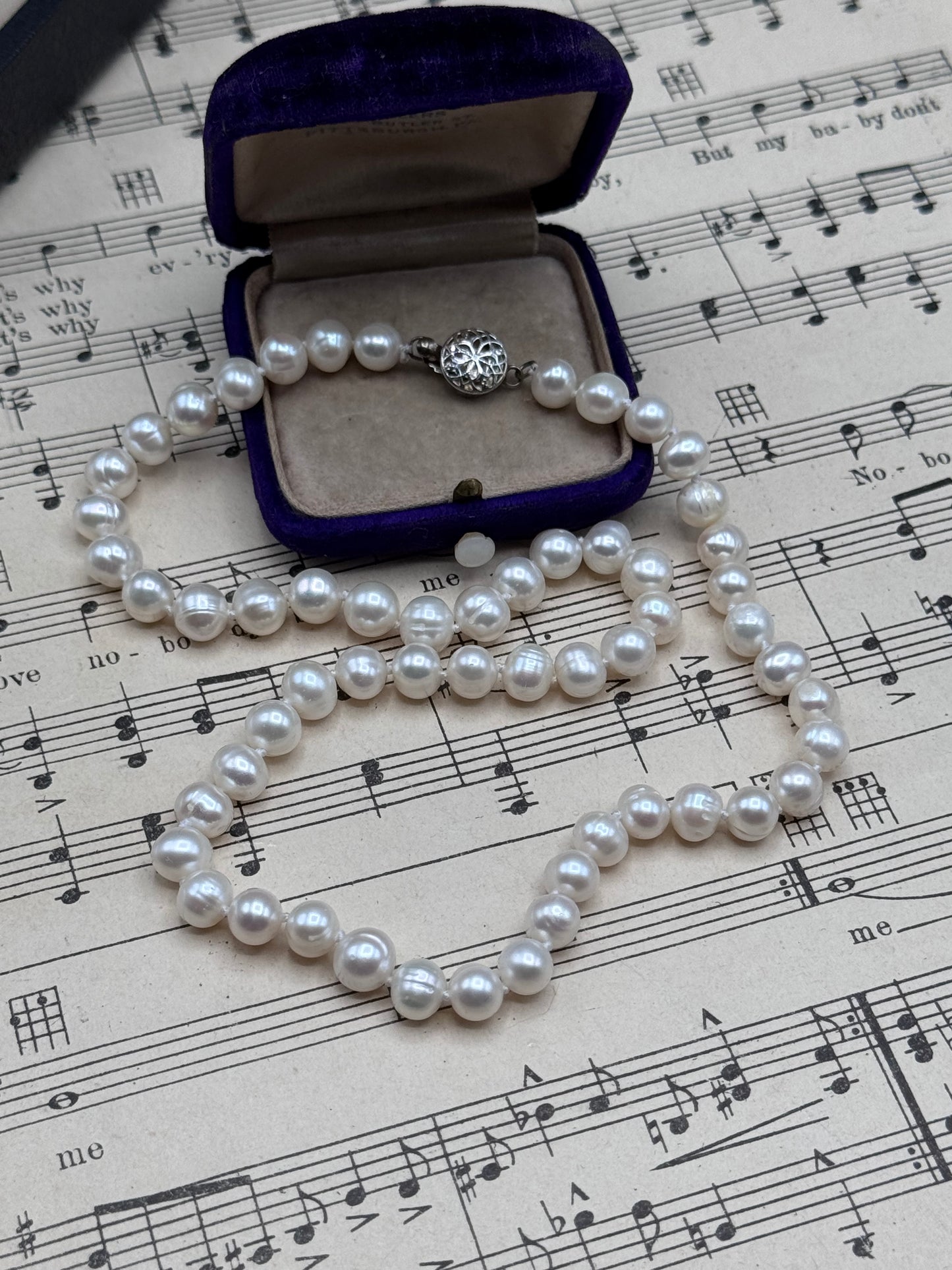 Vintage Cultured Pearl Necklace 7mm Knotted Strand 16.5” Filigree Clasp White