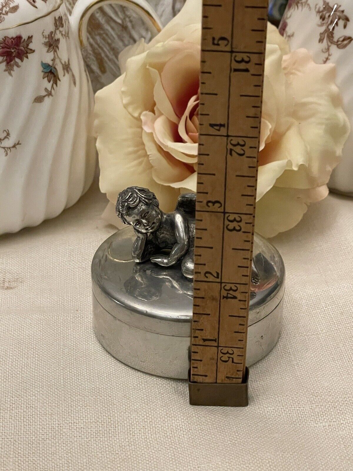 UNIVERSAL PEWTER TRINKET BOX WITH WINGED CHERUB / ANGEL HOLDING BIRD