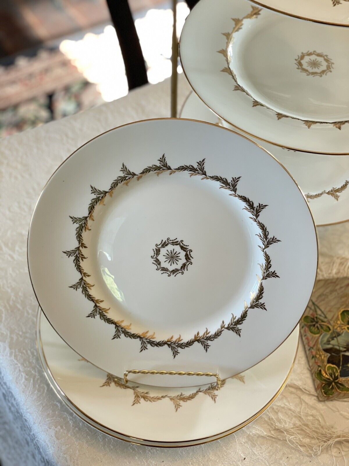 6 Royal Tuscan England GOLDEN REGENCY Dinner Plates Fine Bone China Circa 10.5”