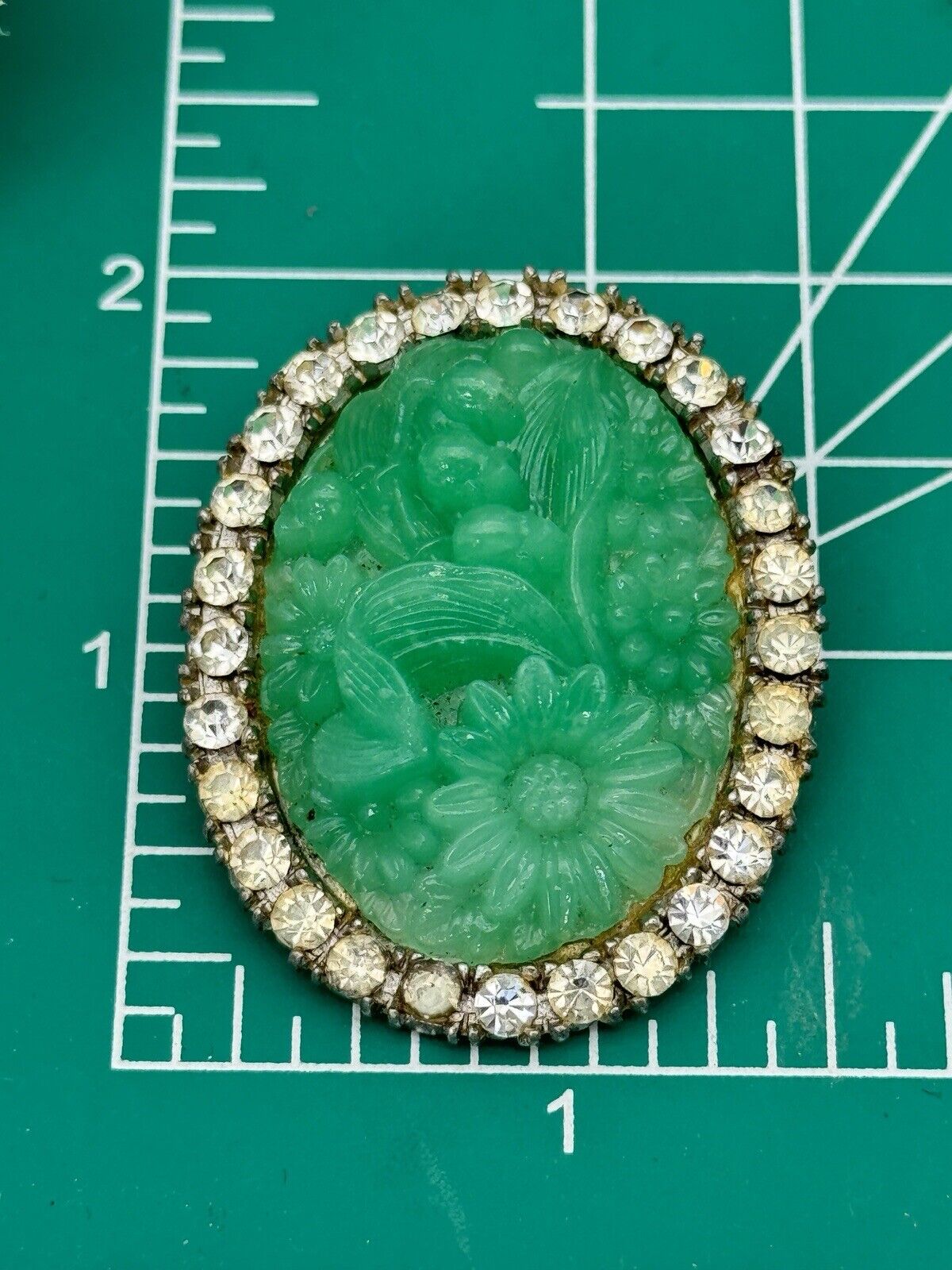 VINTAGE Faux Jade Pendant Brooch Rhinestone Accents Resin