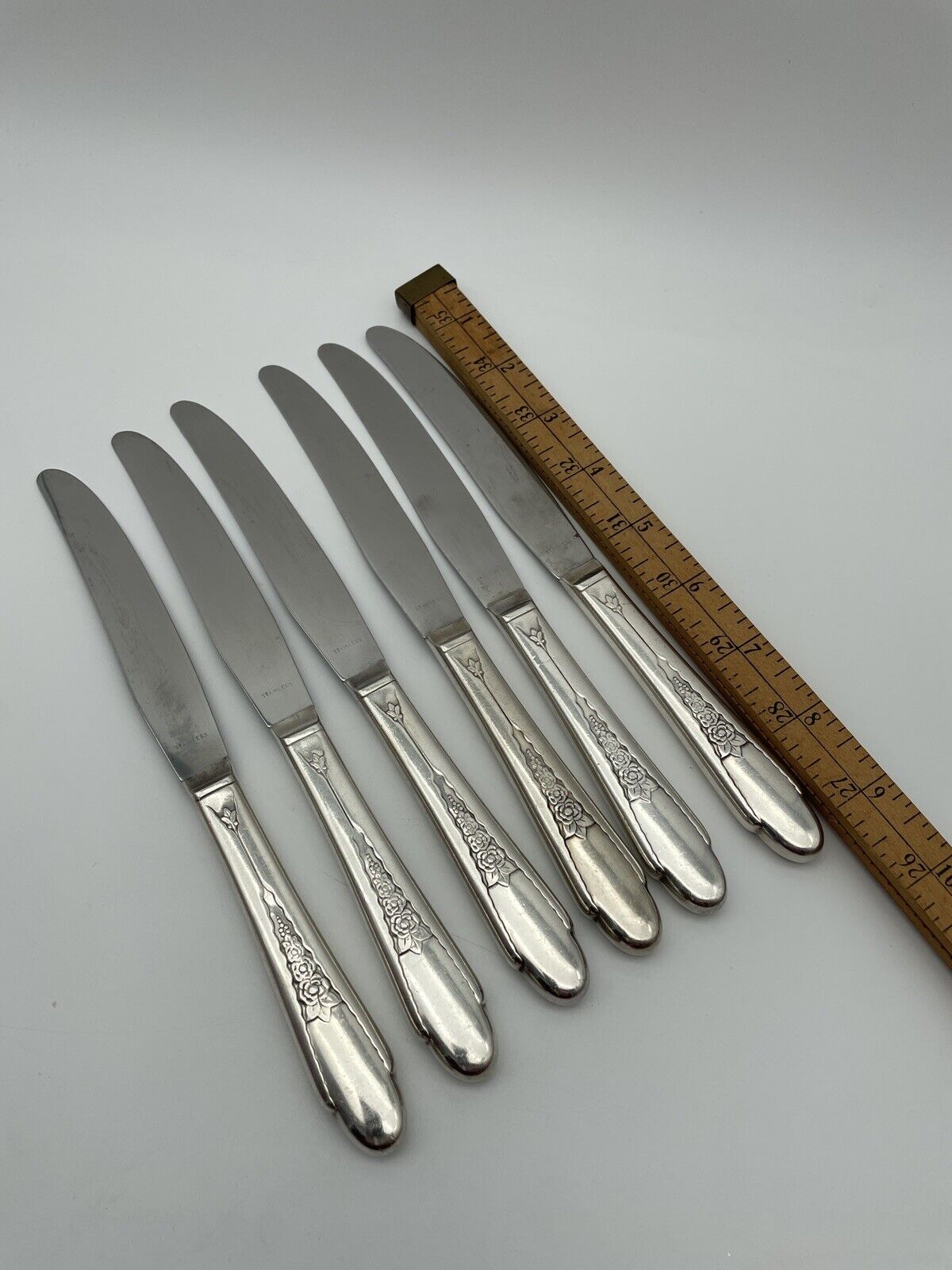 6 *WM Rogers & Son* 1941 PRISCILLA / LADY ANN Dinner Knives Silverplate IS