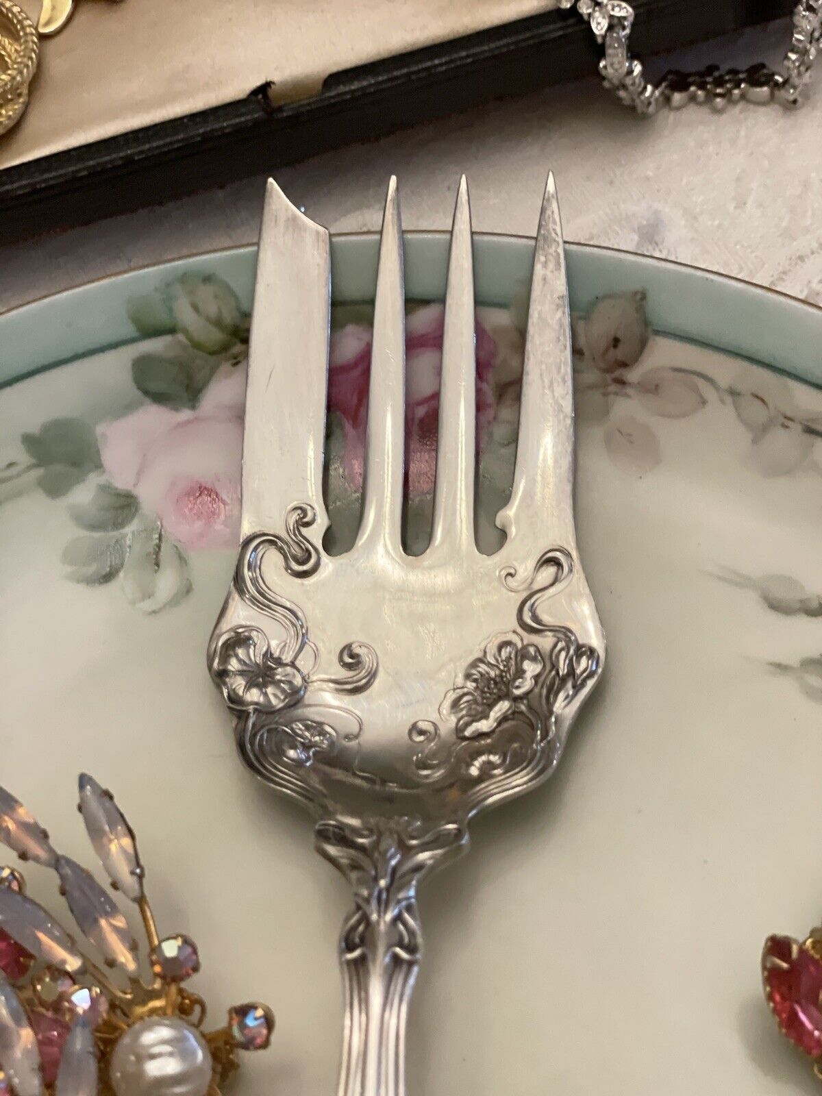 Antique BERWICK aka DIANA Cold Meat Serving Fork Rogers Pat. 1904 Silver Plate