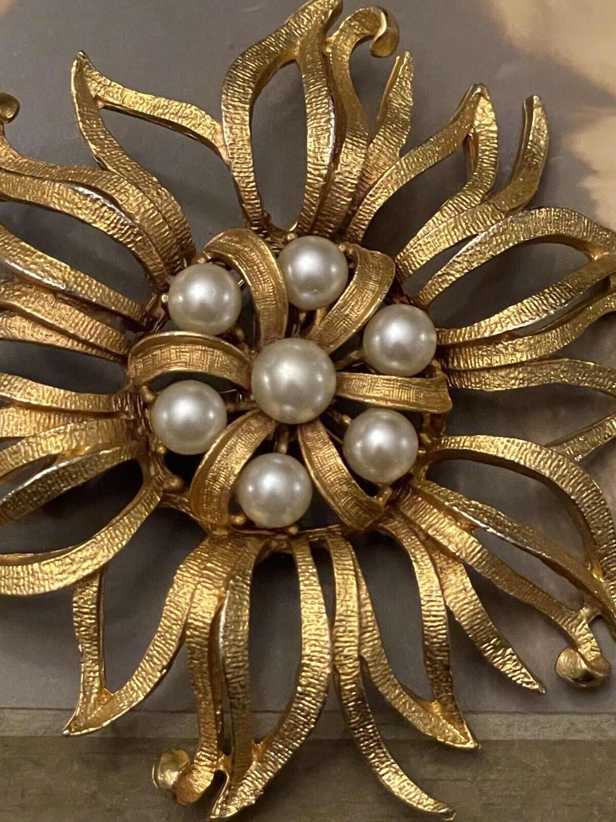 Vintage MCM Brooch with Faux Pearls in Goldtone Sunburst