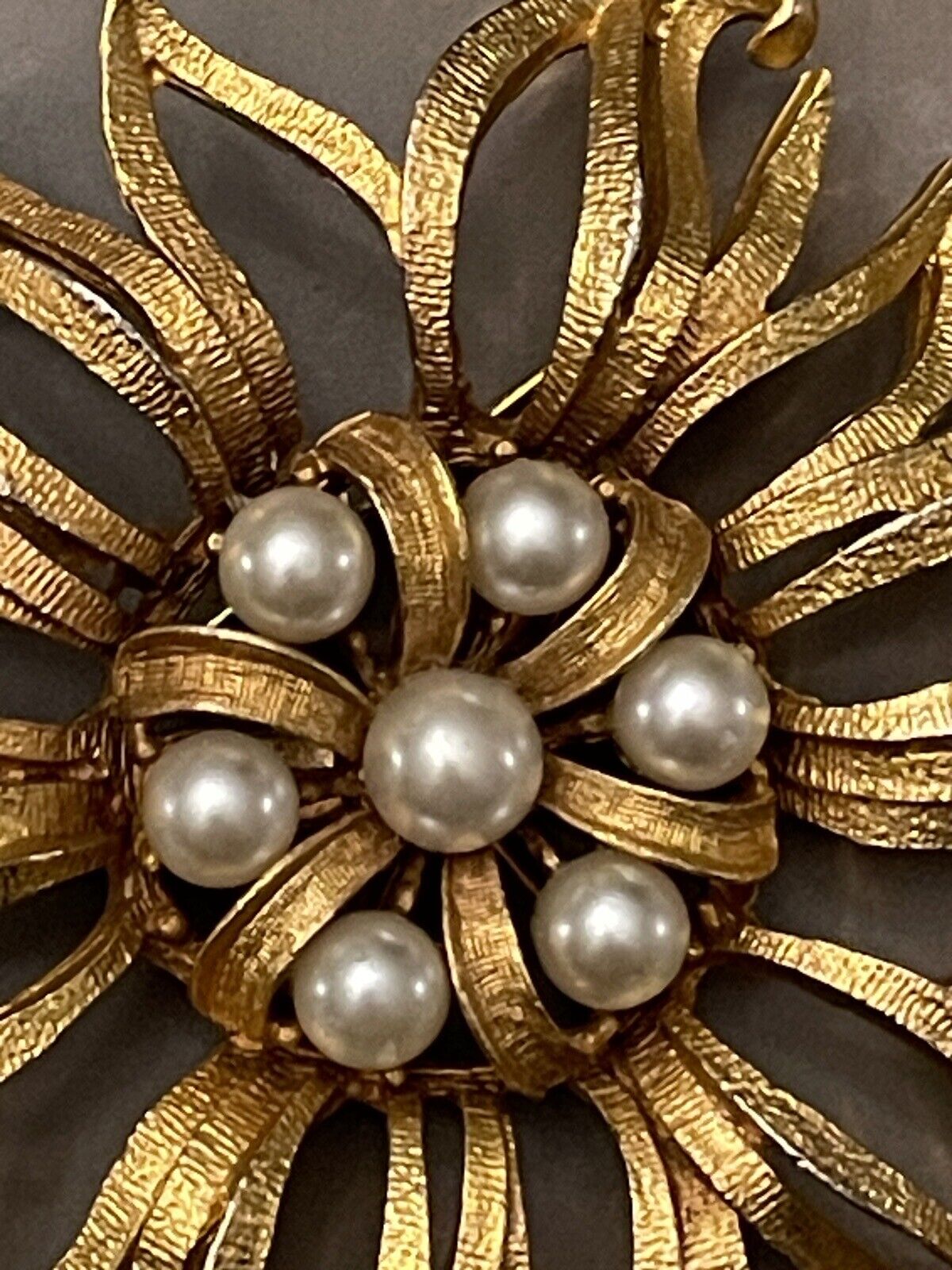 Vintage MCM Brooch with Faux Pearls in Goldtone Sunburst