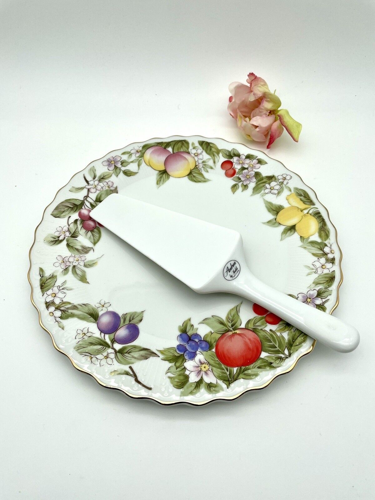 Wedding Cake Plate And Server 10.5" White With Floral Gold Trim Andrea By Sadek