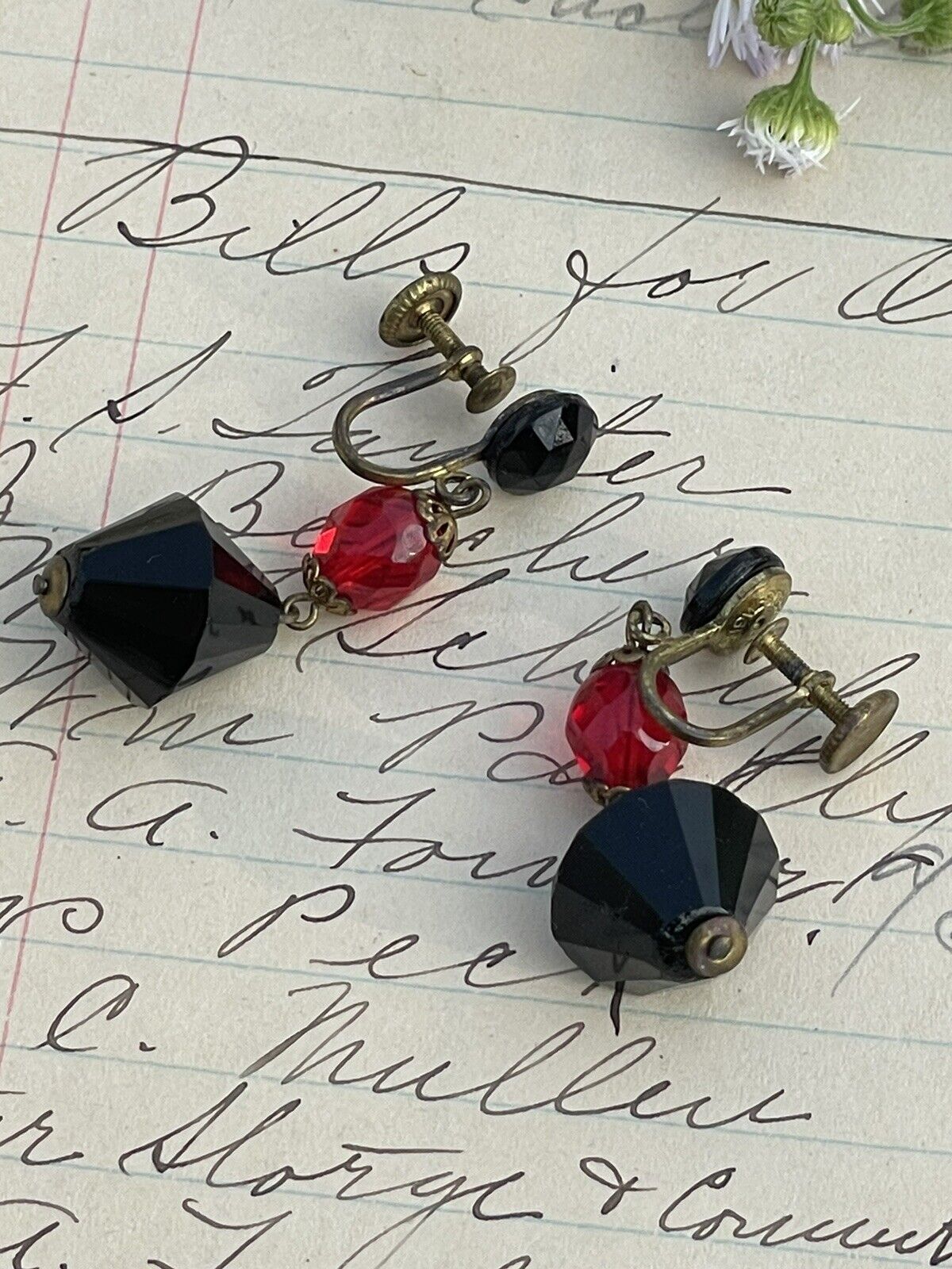 Vintage Black & Red Tear Drop Bead Earrings Screw Back West GERMANY