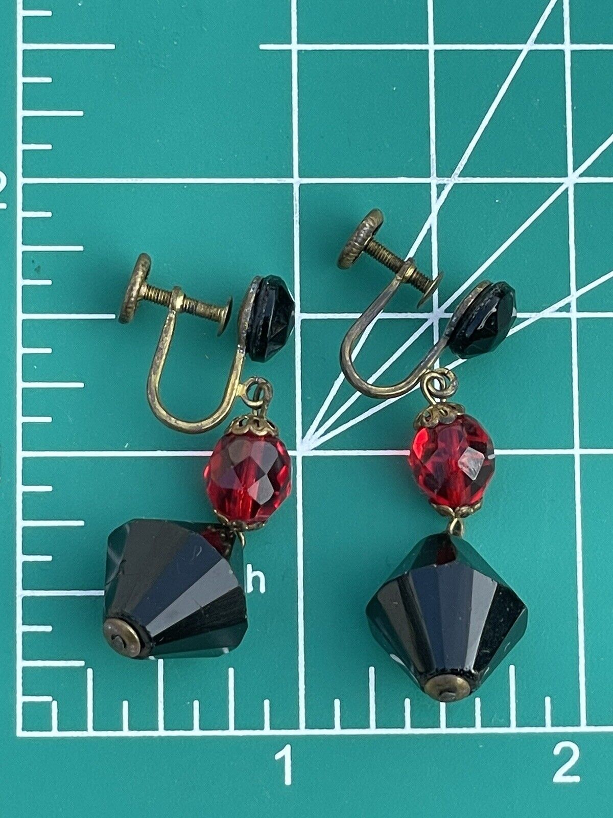 Vintage Black & Red Tear Drop Bead Earrings Screw Back West GERMANY