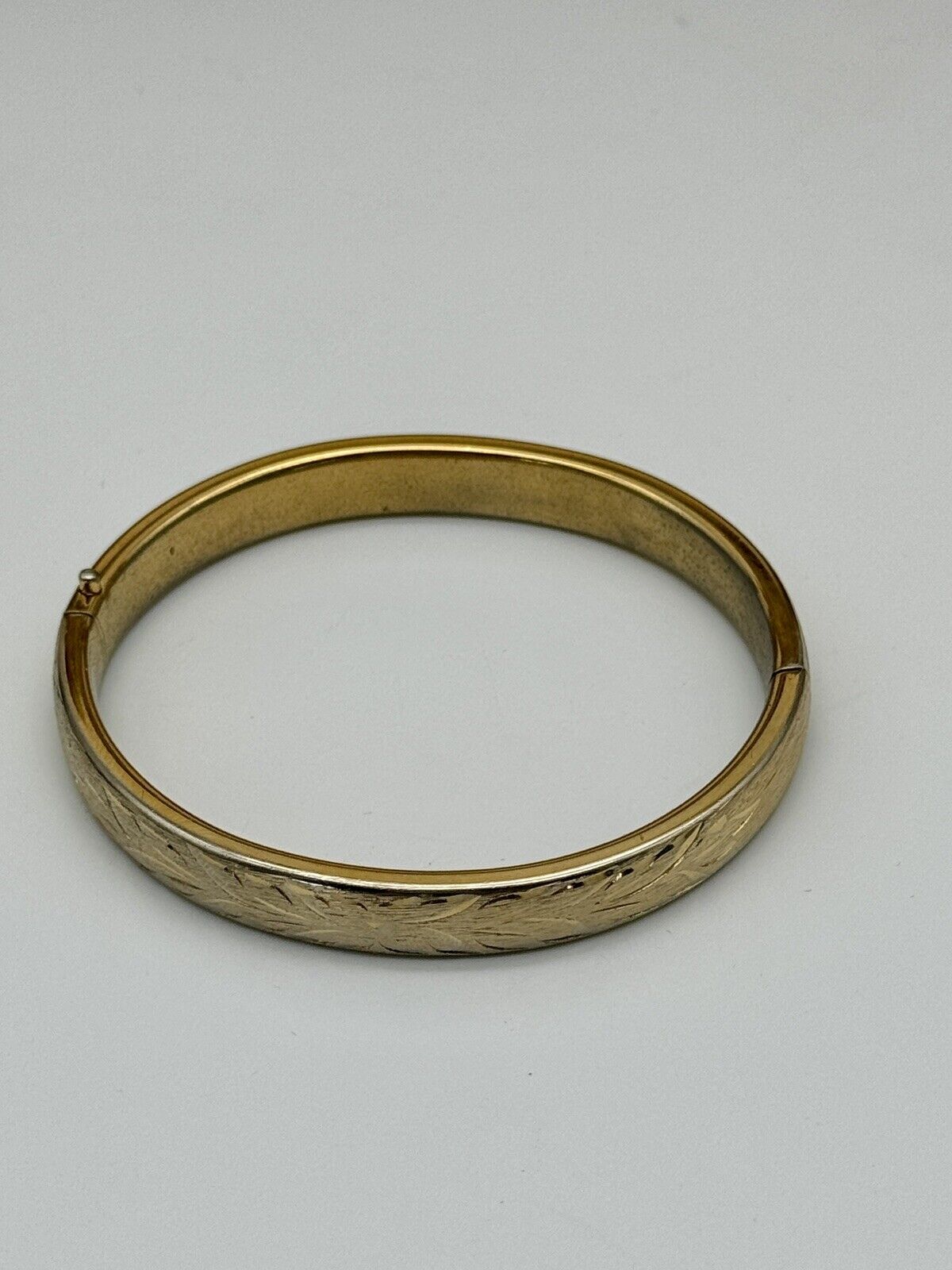 Vintage NAPIER Etched Brushed Gold Tone Hinged Bangle Bracelet 7.25”