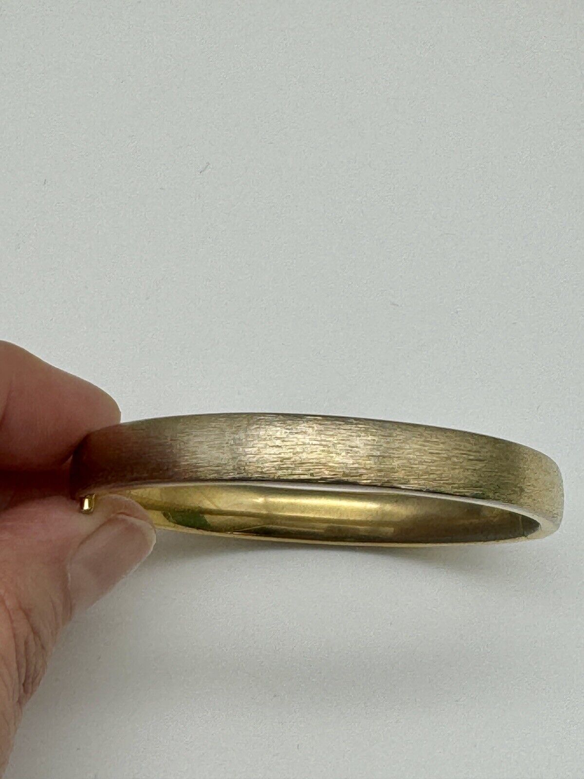 Vintage NAPIER Etched Brushed Gold Tone Hinged Bangle Bracelet 7.25”