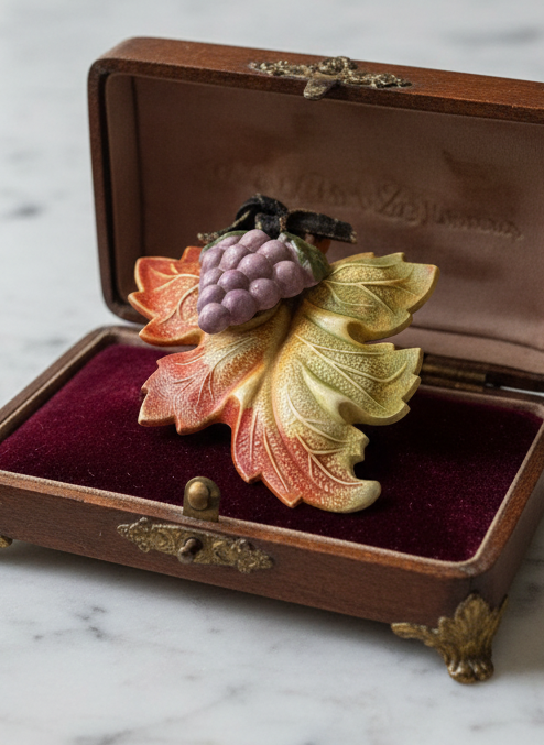 Vintage 1940s Celluloid Grape & Wine Leaf Brooch