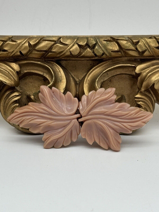 Early Plastics Vintage Belt Buckle Leaf Shaped Blush Color