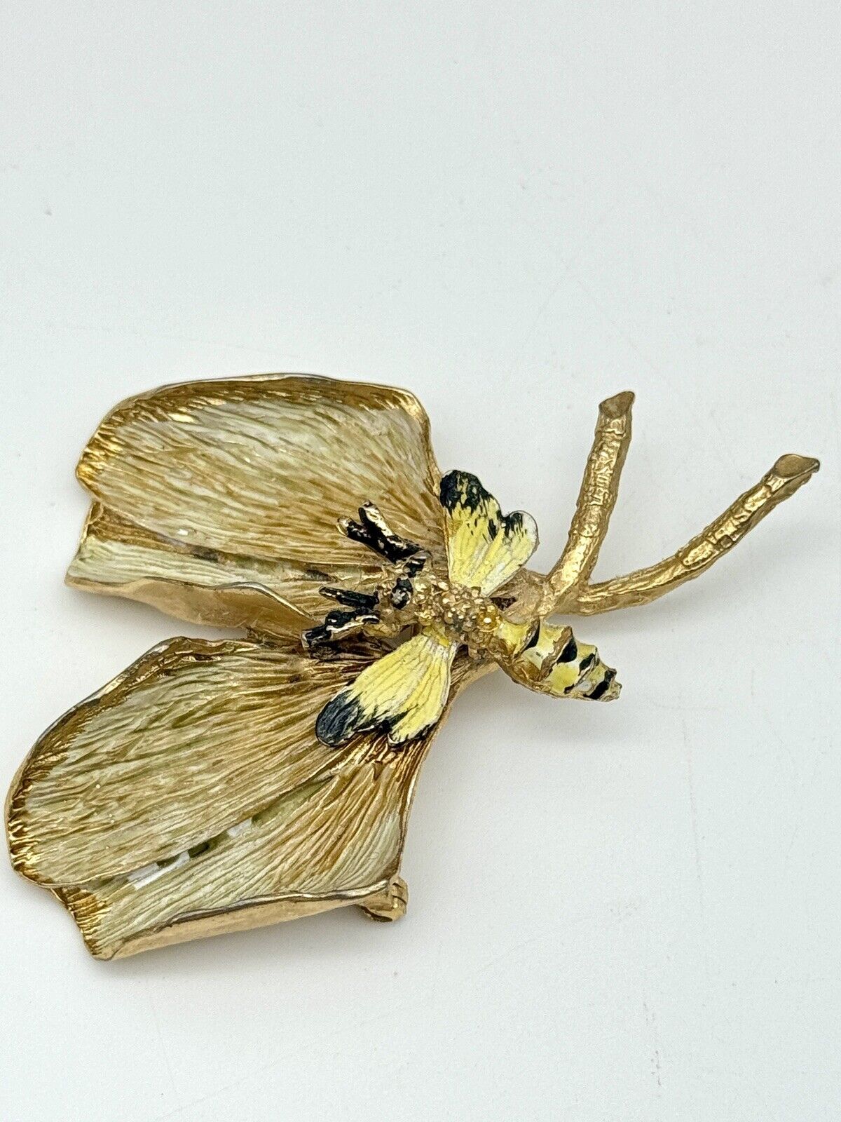 Vintage SIGNED Hattie Garnegie Bee & Flower Brooch 🐝