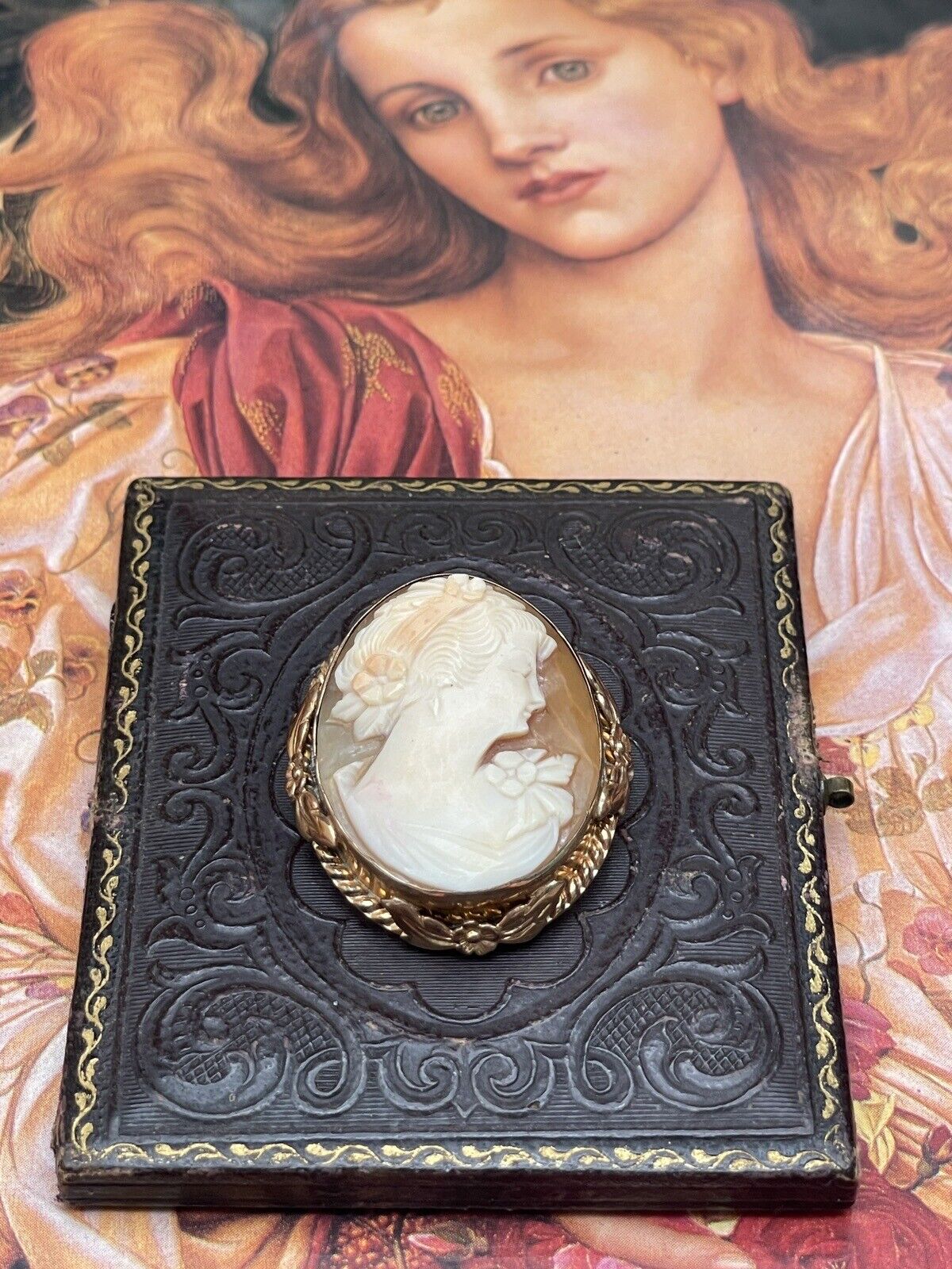 Shell Carved Cameo Brooch Pendant 12kt Gold Filled VINTAGE Estate Find