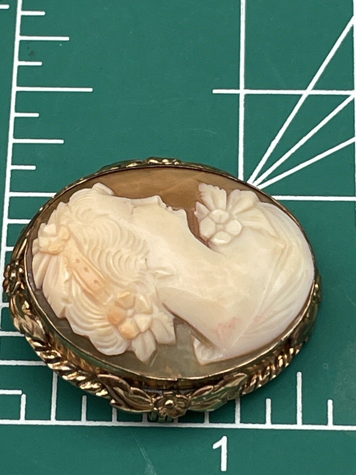 Shell Carved Cameo Brooch Pendant 12kt Gold Filled VINTAGE Estate Find