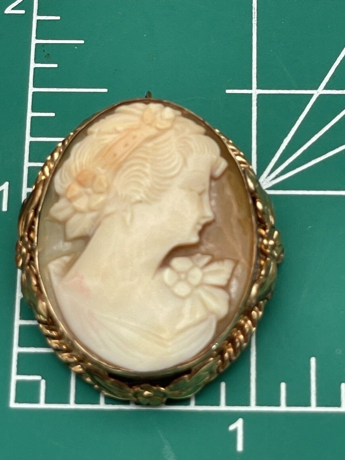 Shell Carved Cameo Brooch Pendant 12kt Gold Filled VINTAGE Estate Find