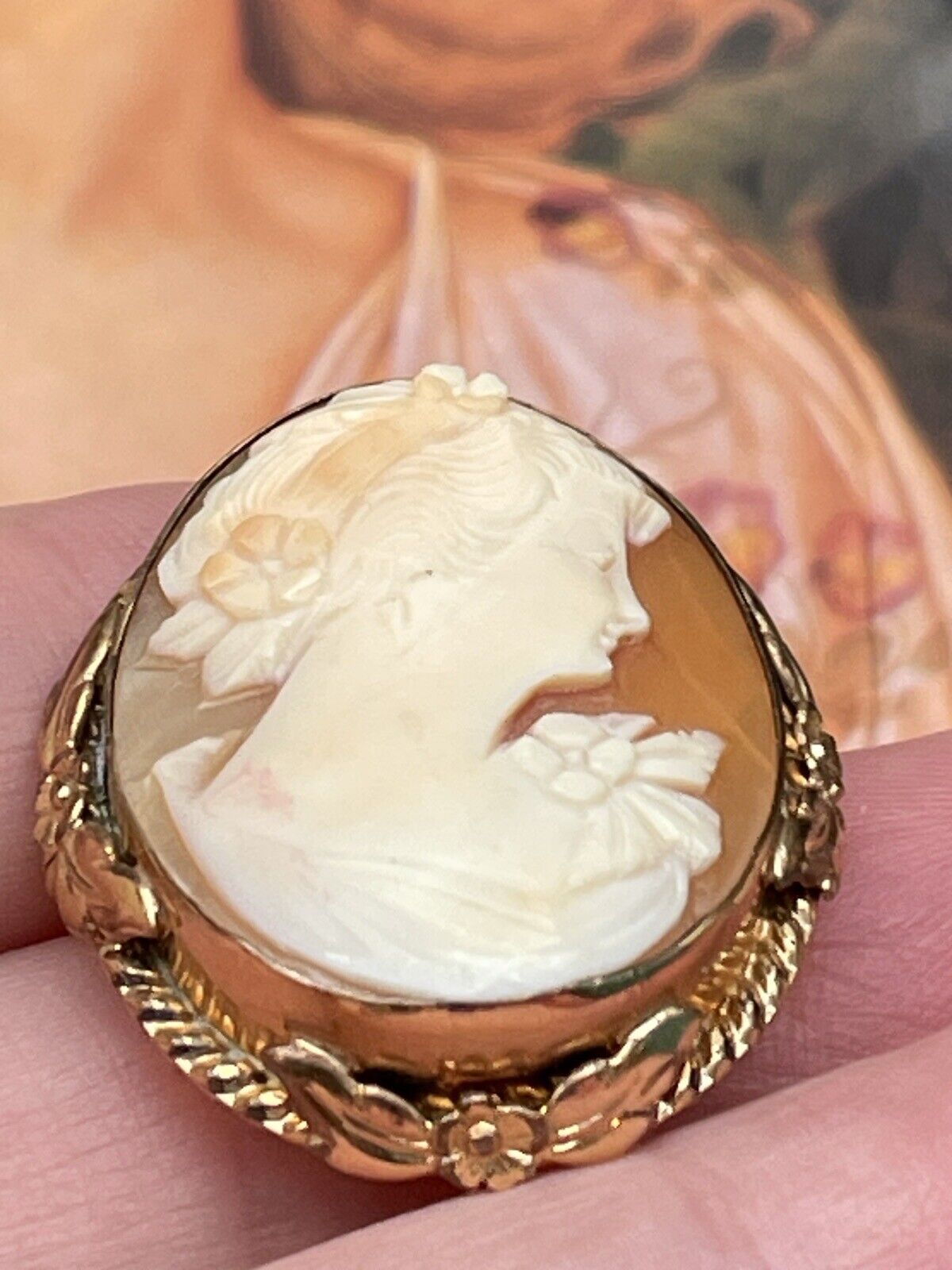 Shell Carved Cameo Brooch Pendant 12kt Gold Filled VINTAGE Estate Find