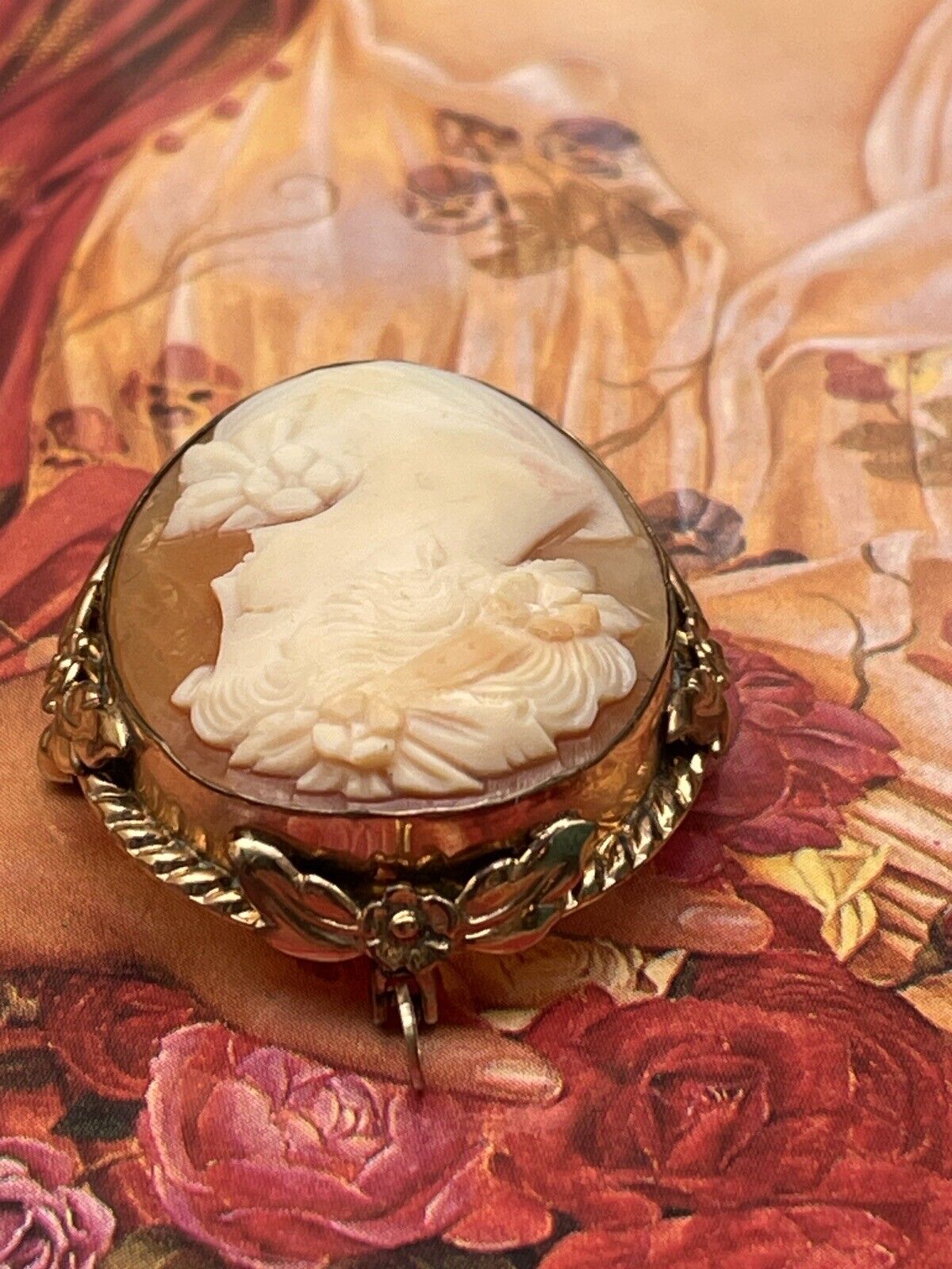 Shell Carved Cameo Brooch Pendant 12kt Gold Filled VINTAGE Estate Find