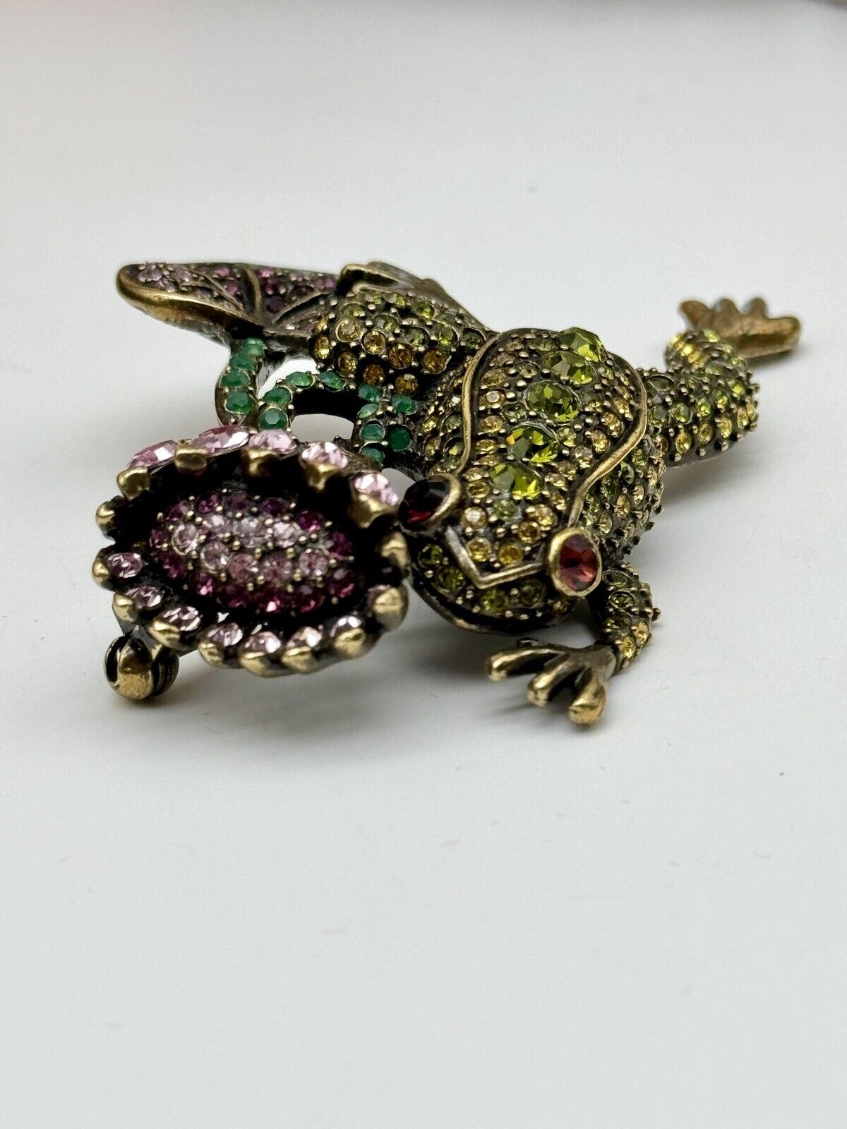 Heidi Daus LARGE Frog BROOCH With Flower Pin Green Pink Vintage Collector EDITION