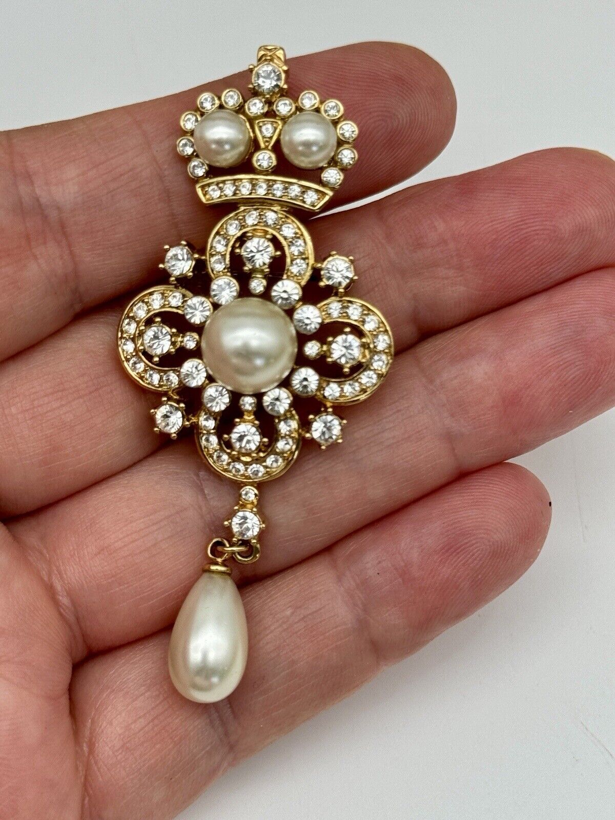 Camrose & Kross Jackie Kennedy Notre Dame Brooch/Pendant EXQUISITE