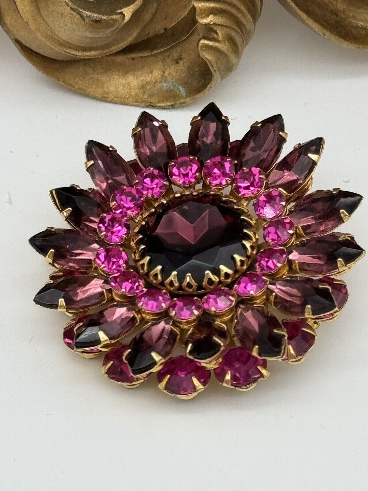 VINTAGE Judy Lee Brooch Rhinestone Mauve Purple Pink Layered Flower Gold Tone