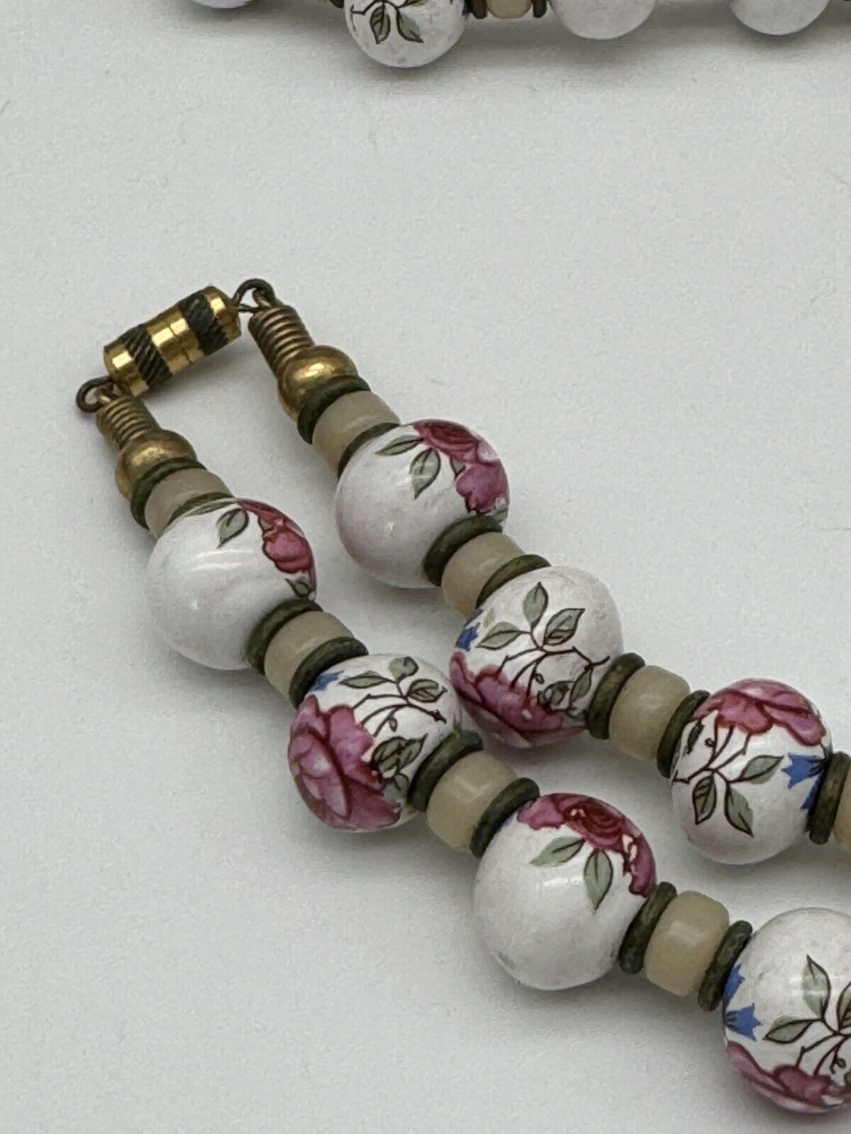 Vintage Painted Rose Porcelain Beads With Glass Necklace 27“ ESTATE FIND