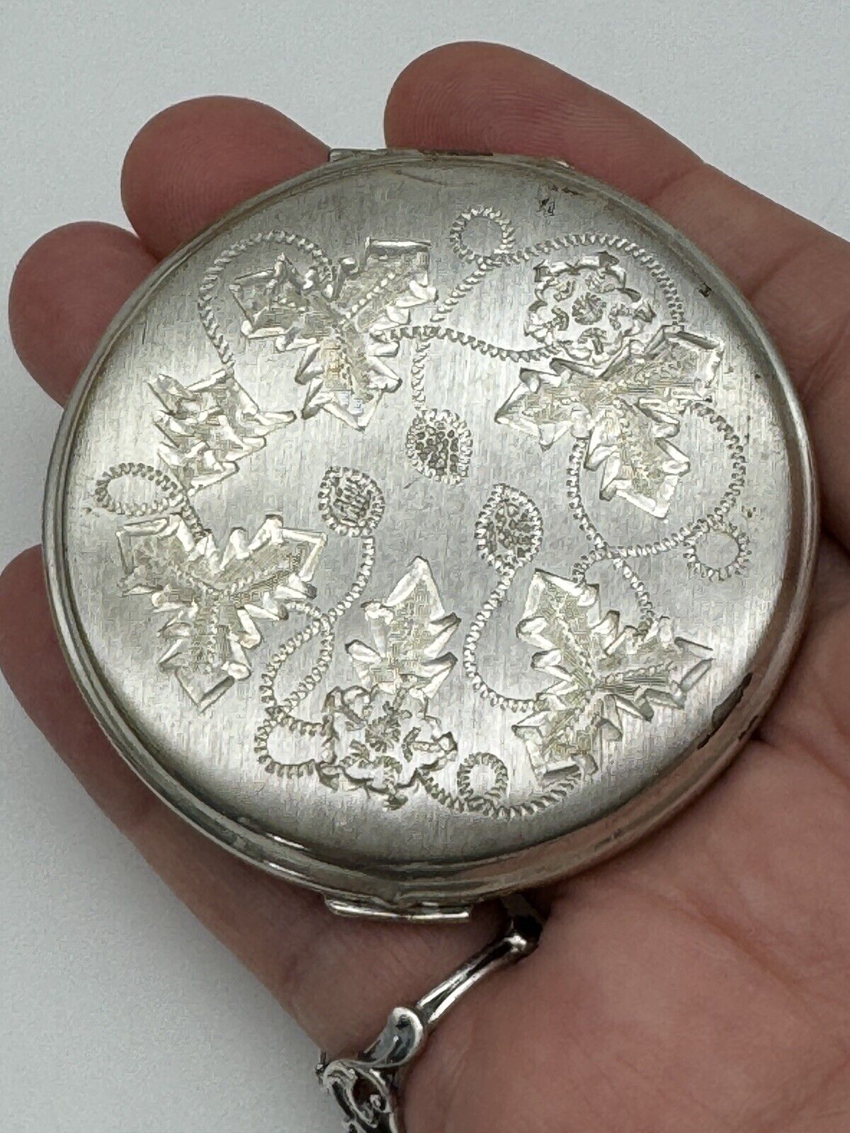 Vintage Sterling Silver 925 Compact by IMP UNUSED CHASED DESIGN No Mono