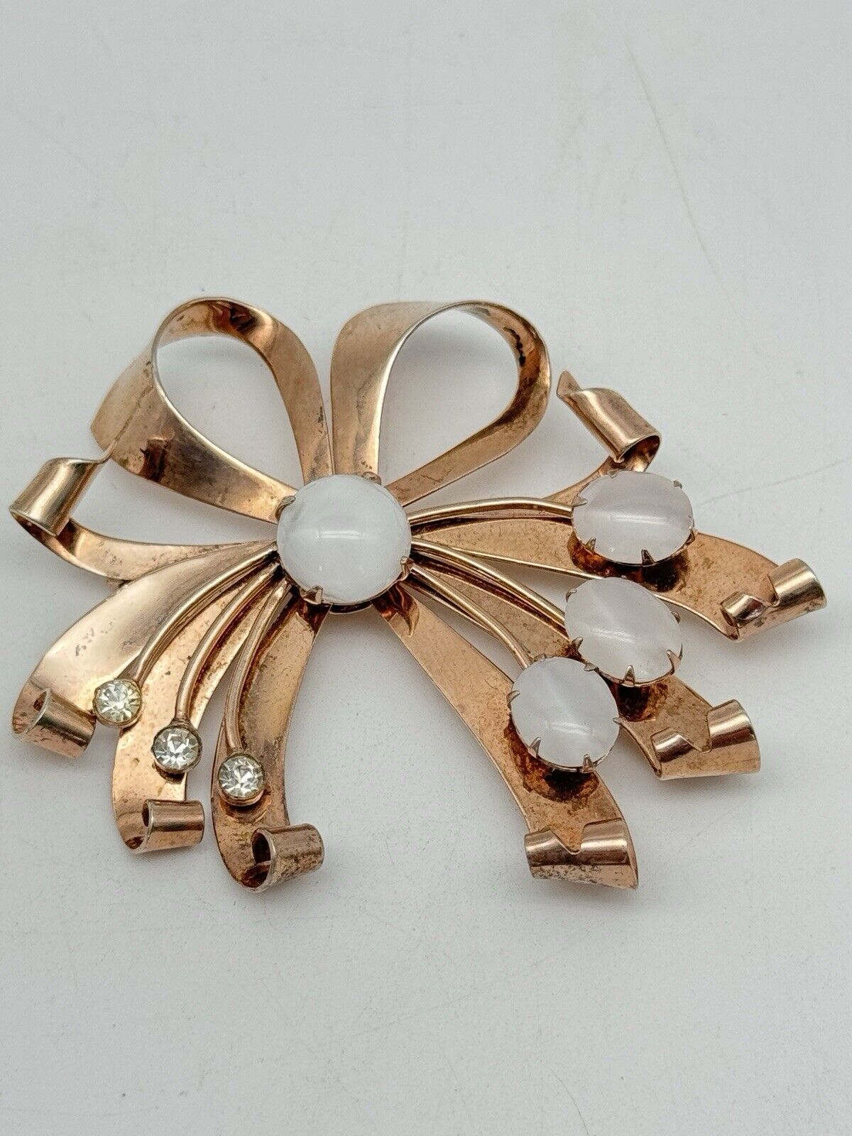 1940s Brooch STERLING VERMEIL Retro Ribbon With Opaline Stones & Rhinestone