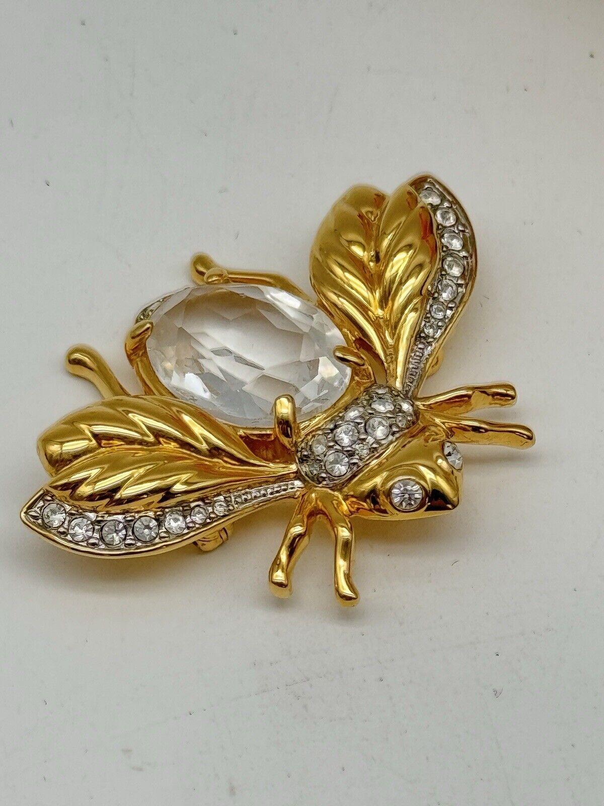 Vintage Bee SWAROVSKI Crystal Brooch Swan SIGNED Goldplated Estate Find