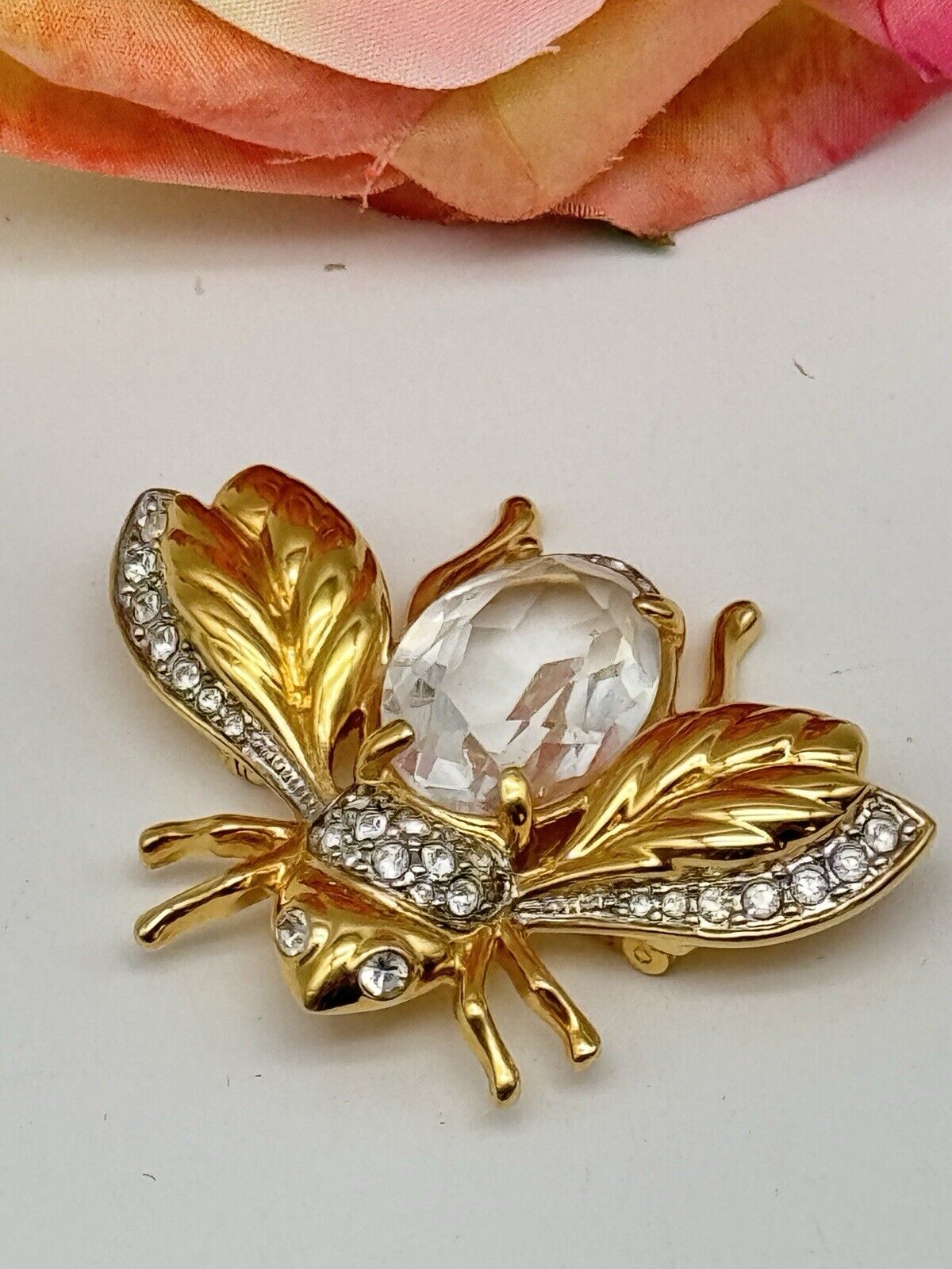 Vintage Bee SWAROVSKI Crystal Brooch Swan SIGNED Goldplated Estate Find