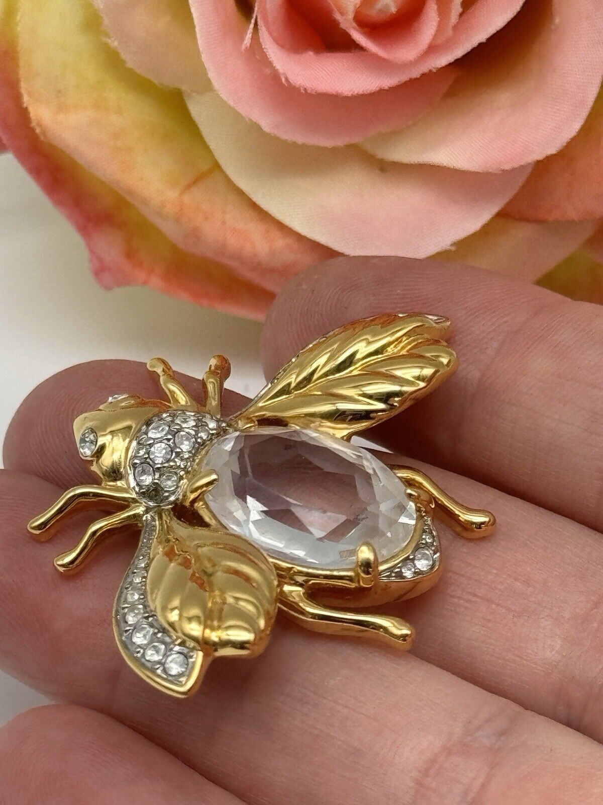 Vintage Bee SWAROVSKI Crystal Brooch Swan SIGNED Goldplated Estate Find