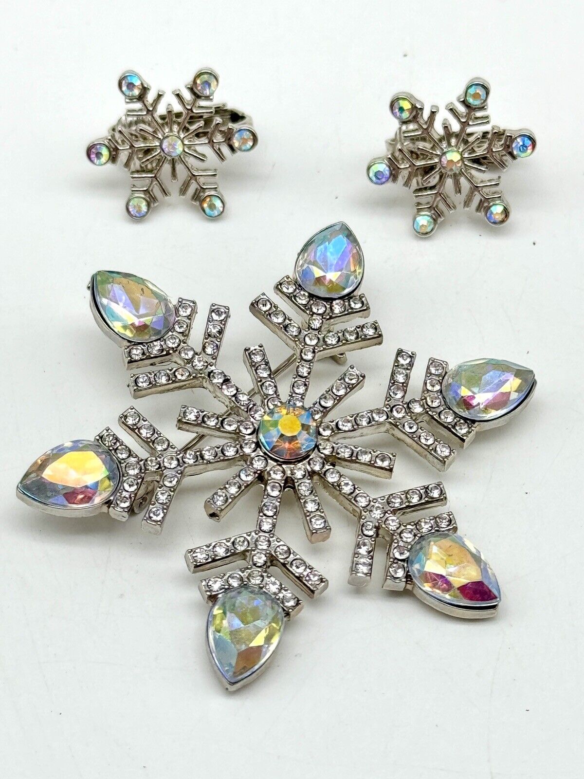 Rhinestone Snowflake Brooch & Earring Set HOLIDAY Estate Find