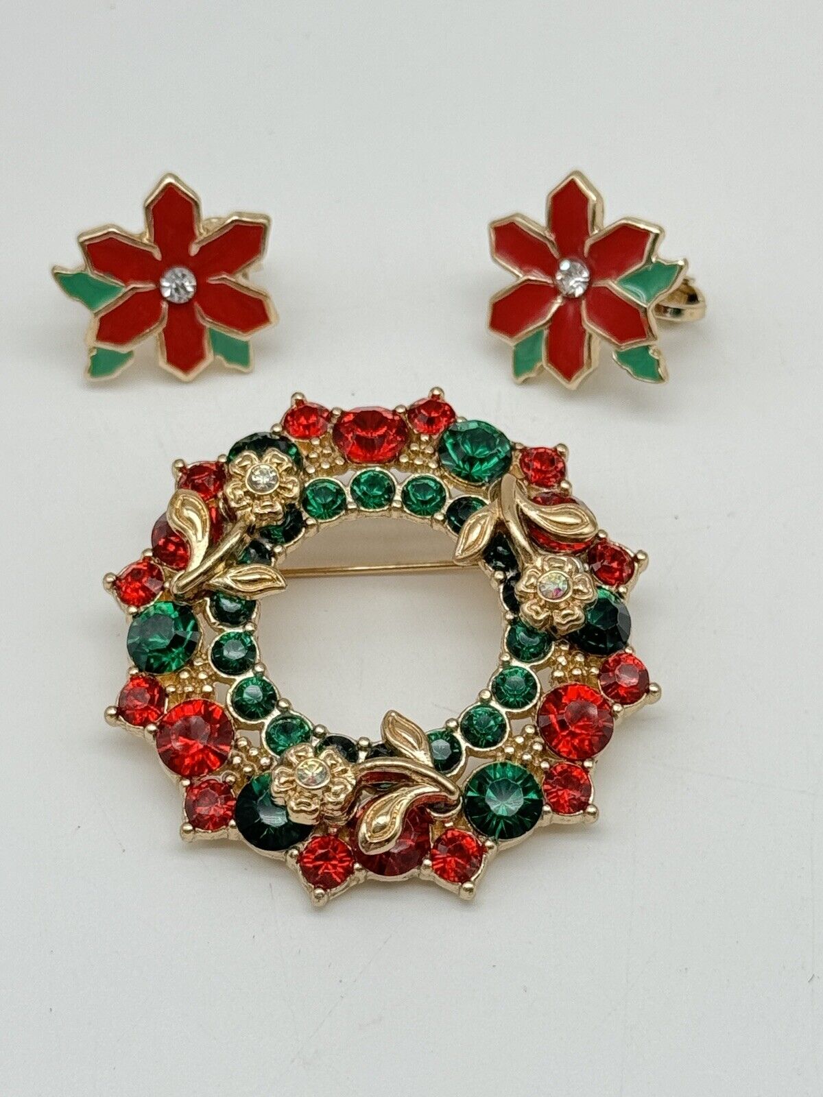 Vintage Christmas Wreath Brooch Pin Rhinestones With Earrings Enamel ESTATE FIND