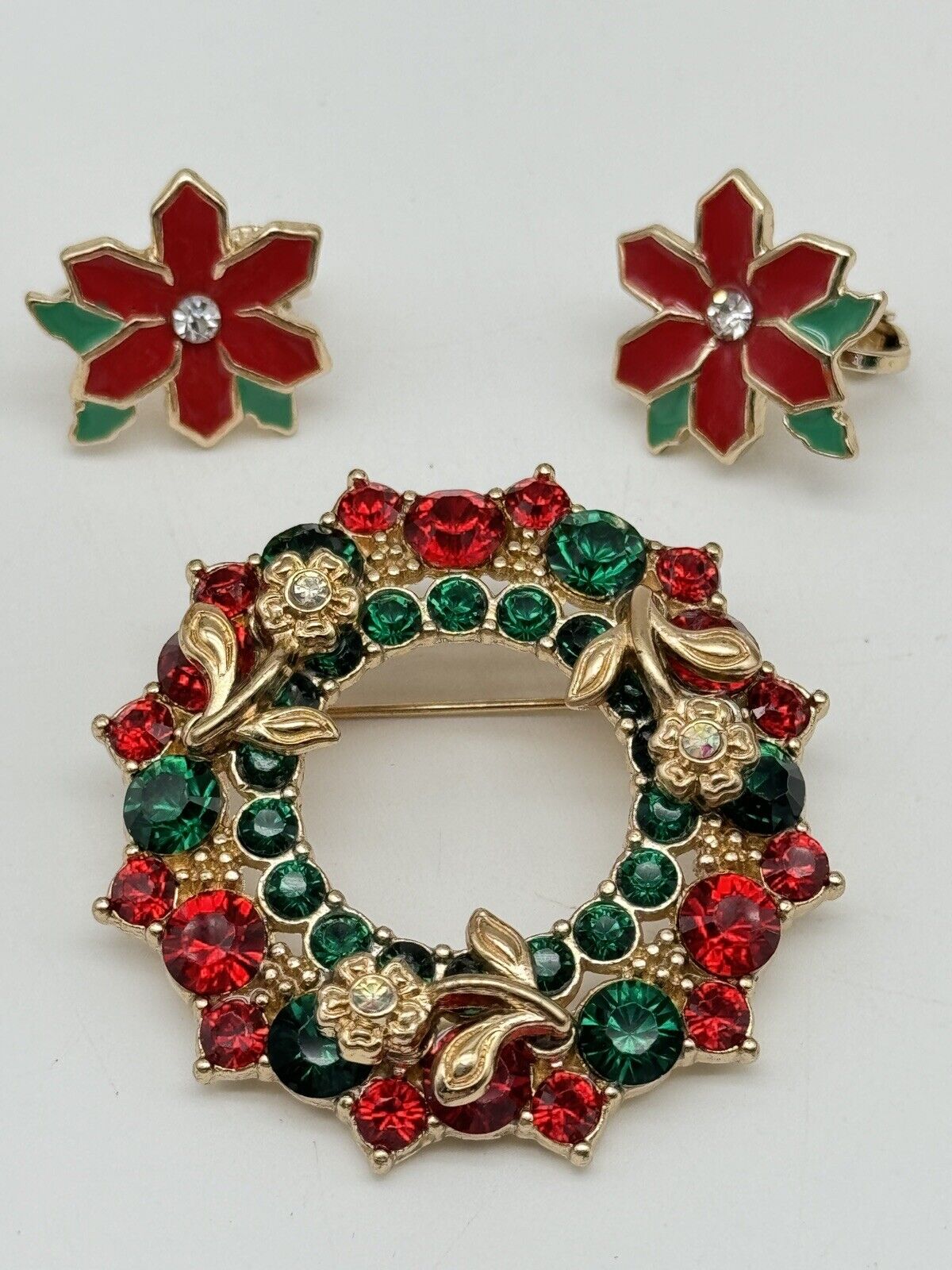 Vintage Christmas Wreath Brooch Pin Rhinestones With Earrings Enamel ESTATE FIND